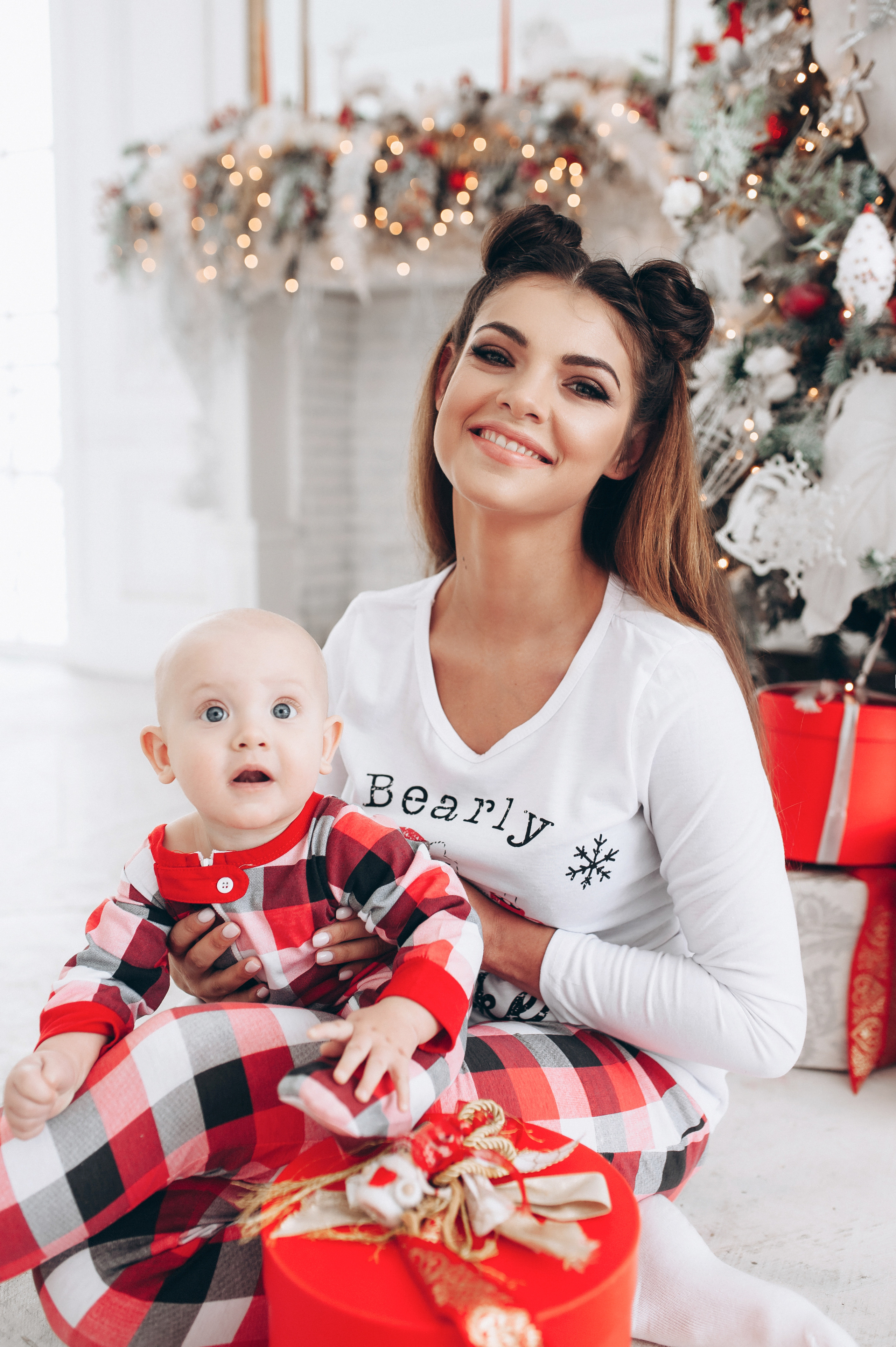 Юля. Профессиональный фотограф беременности в СПБ. Стильные фотосессии беременности в стиле минимализм и классическая фотография