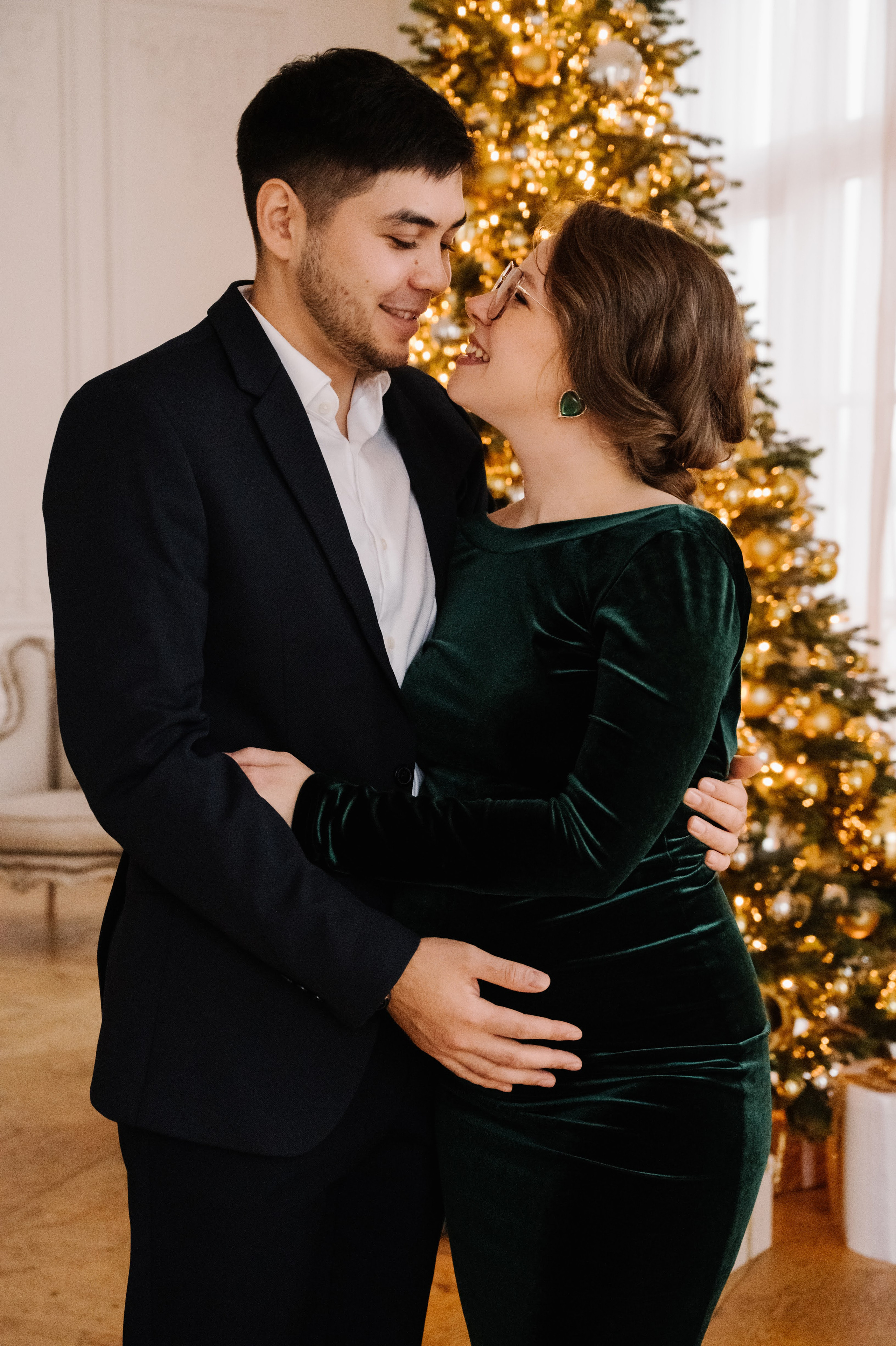 Анна. Профессиональный фотограф беременности в СПБ. Стильные фотосессии беременности в стиле минимализм и классическая фотография