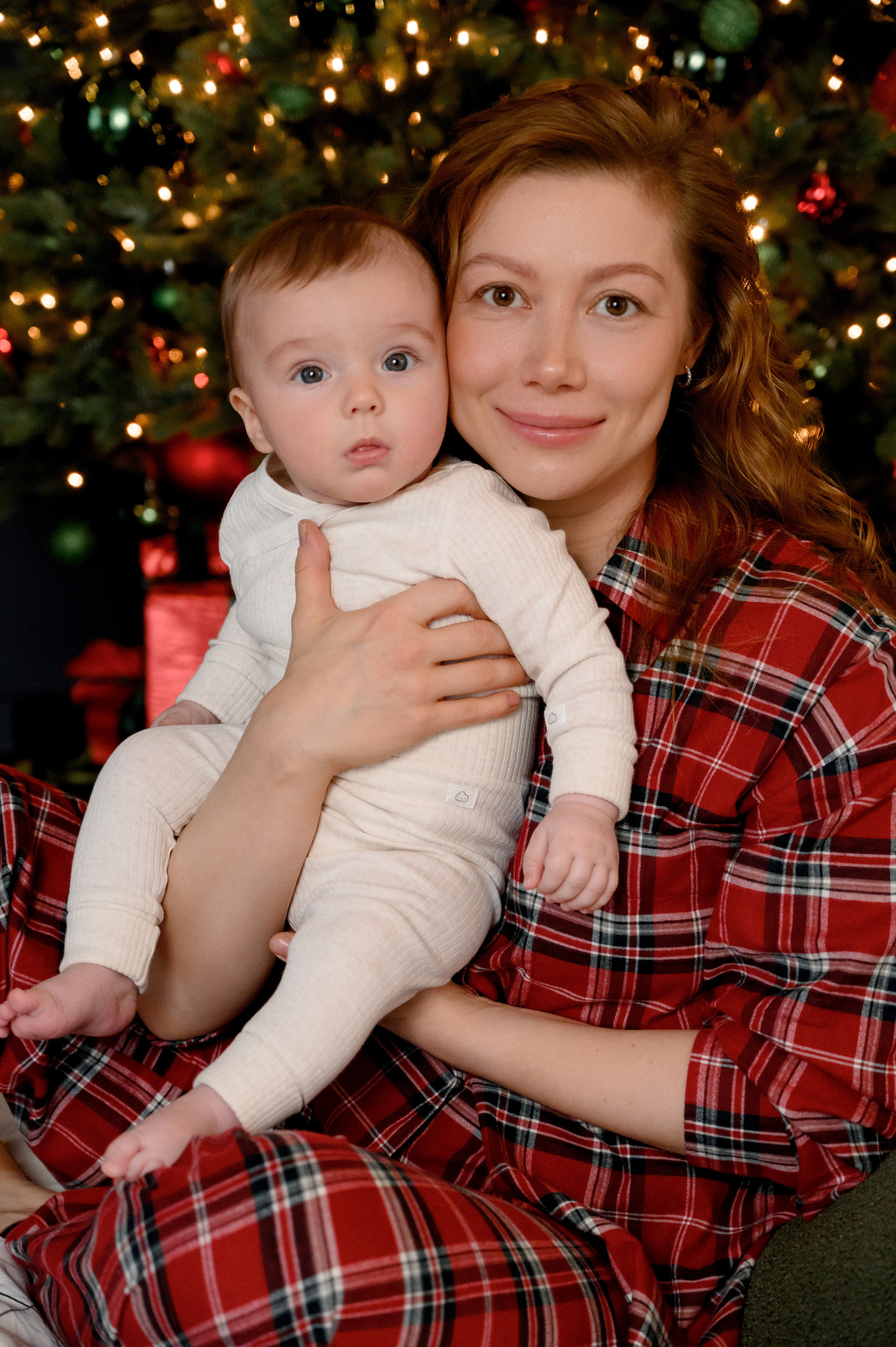 Евгения. Профессиональный фотограф беременности в СПБ. Стильные фотосессии беременности в стиле минимализм и классическая фотография