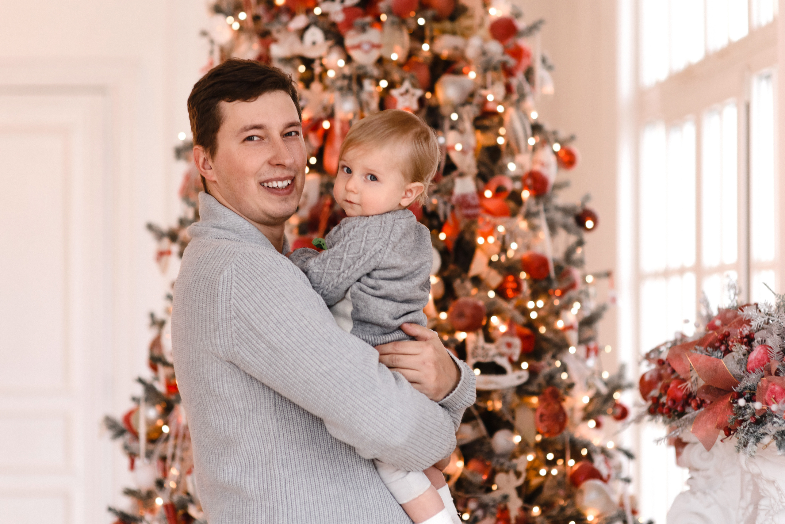 Ольга. Профессиональный фотограф беременности в СПБ. Стильные фотосессии беременности в стиле минимализм и классическая фотография
