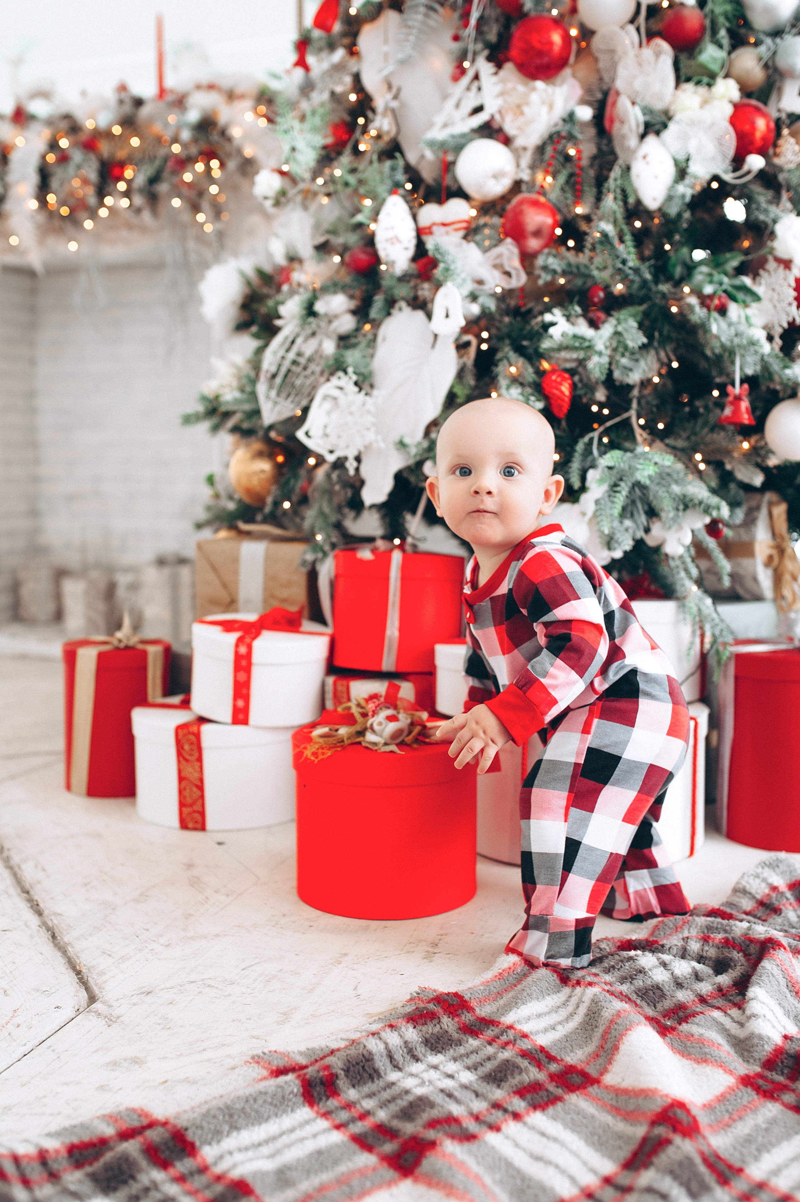 Юля. Профессиональный фотограф беременности в СПБ. Стильные фотосессии беременности в стиле минимализм и классическая фотография