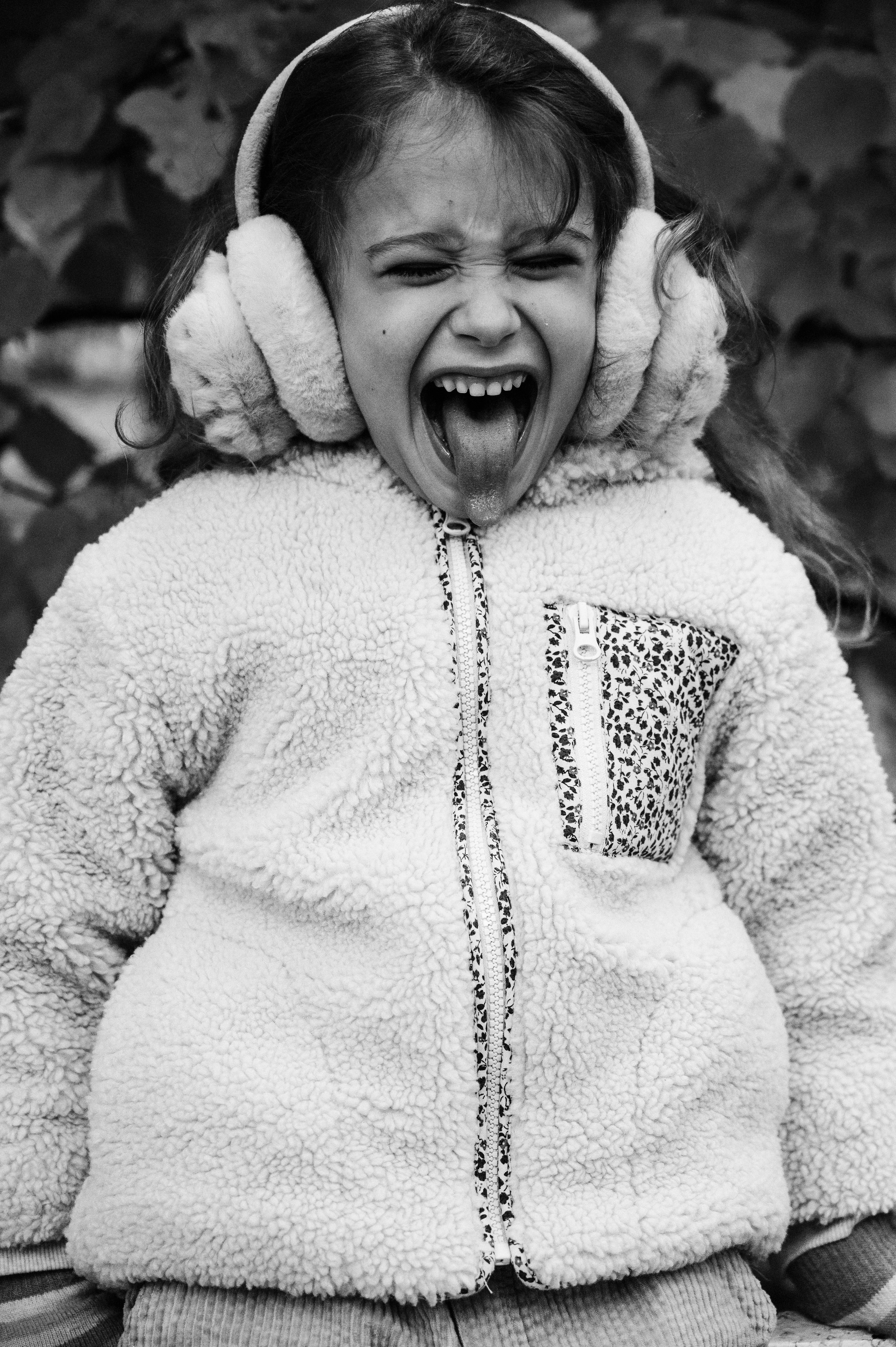 Юля и Оля. Профессиональный фотограф беременности в СПБ. Стильные фотосессии беременности в стиле минимализм и классическая фотография