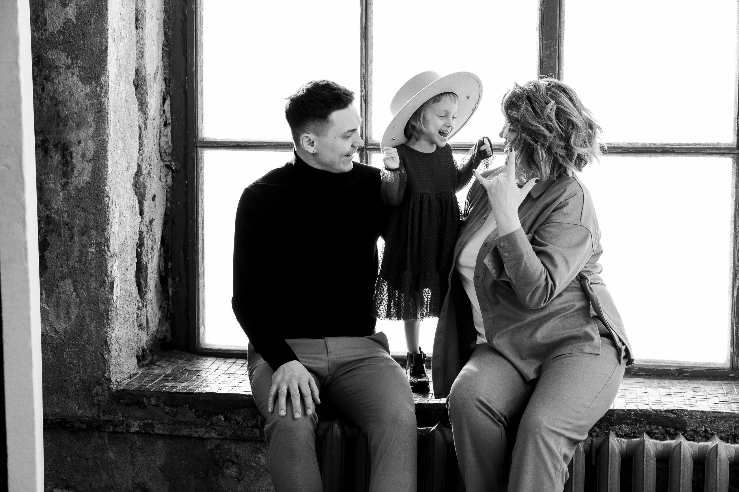 Виктория. Профессиональный фотограф беременности в СПБ. Стильные фотосессии беременности в стиле минимализм и классическая фотография