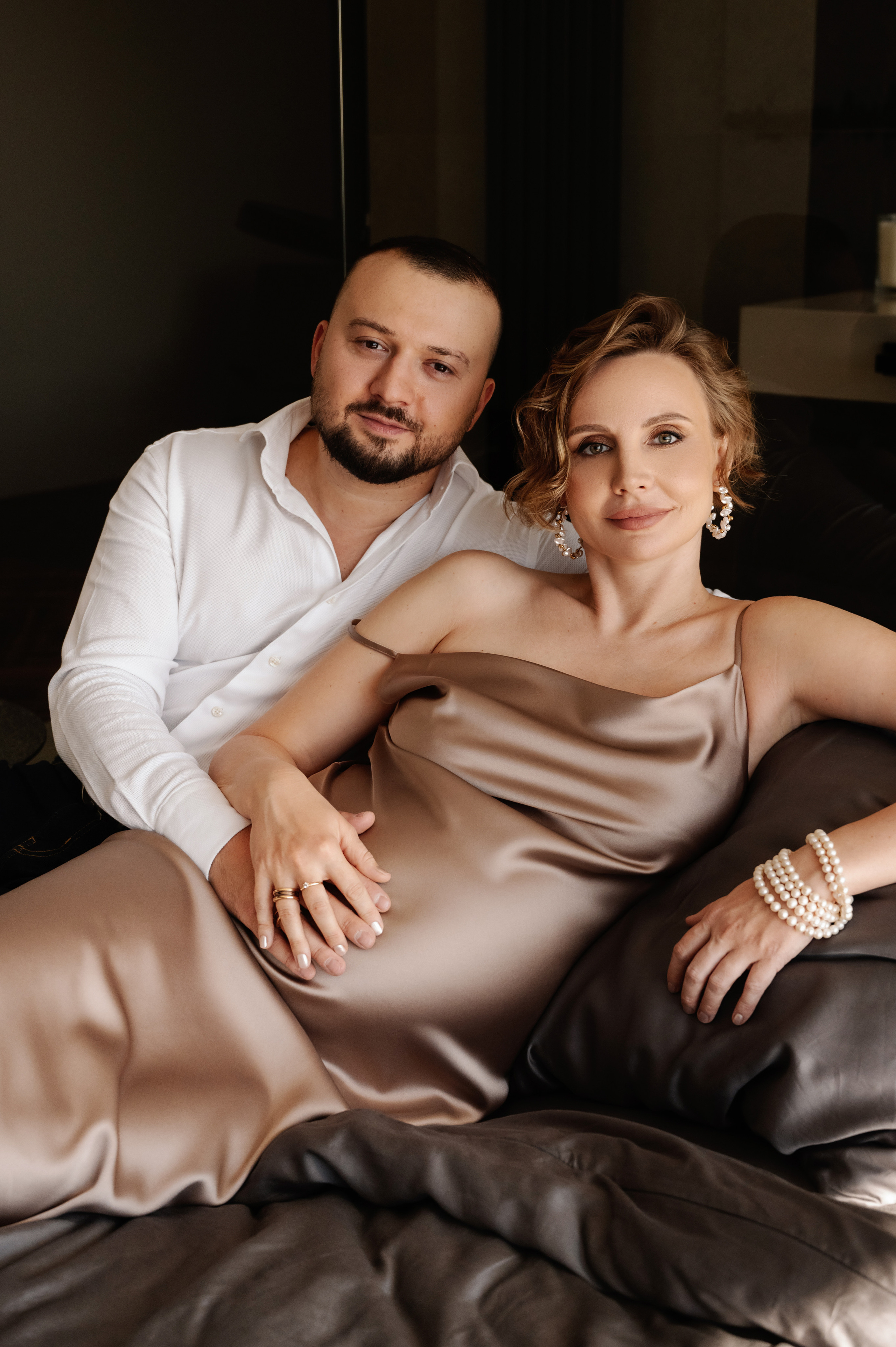 Анна. Профессиональный фотограф беременности в СПБ. Стильные фотосессии беременности в стиле минимализм и классическая фотография