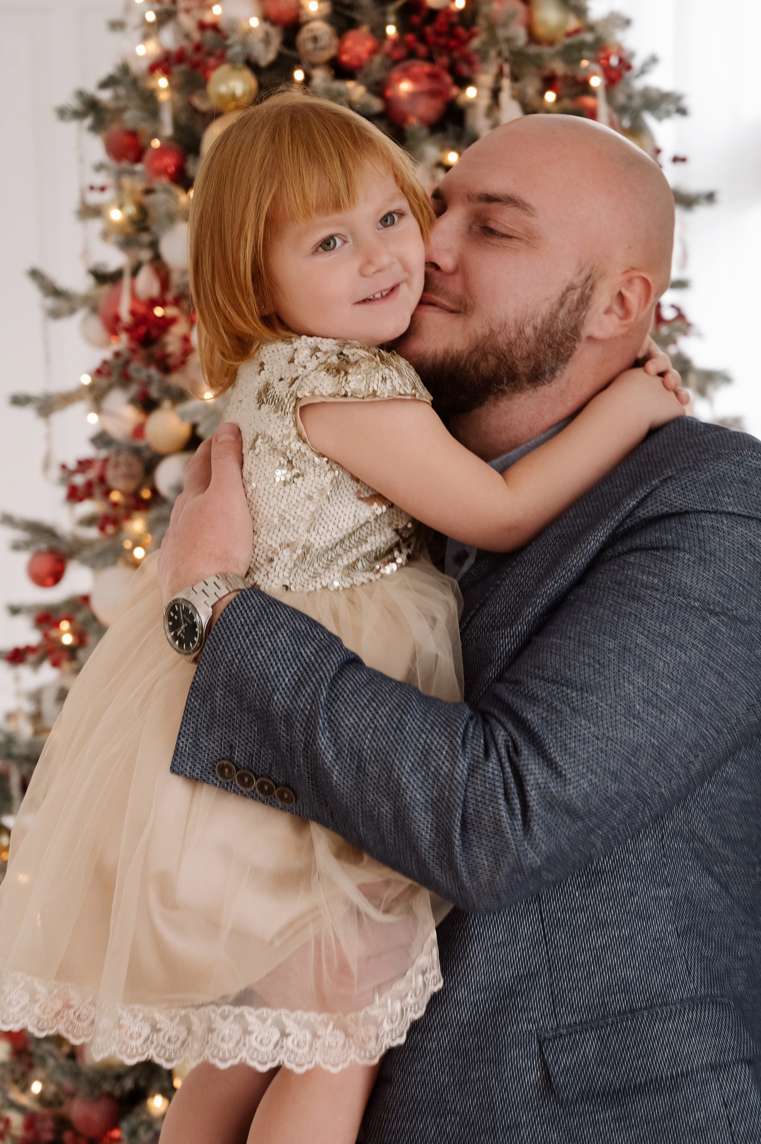 Элона. Профессиональный фотограф беременности в СПБ. Стильные фотосессии беременности в стиле минимализм и классическая фотография