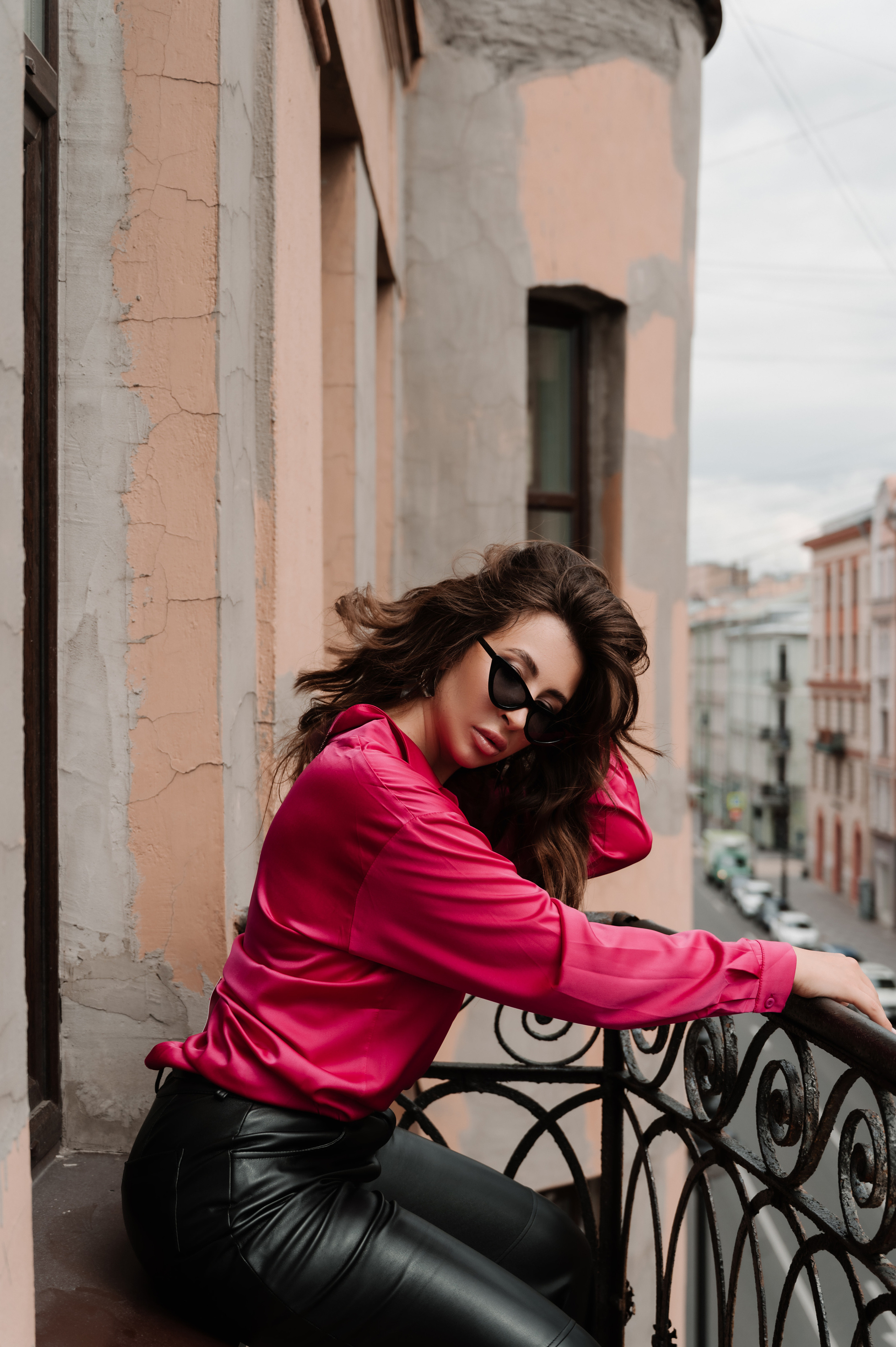 Мила. Профессиональный фотограф беременности в СПБ. Стильные фотосессии беременности в стиле минимализм и классическая фотография