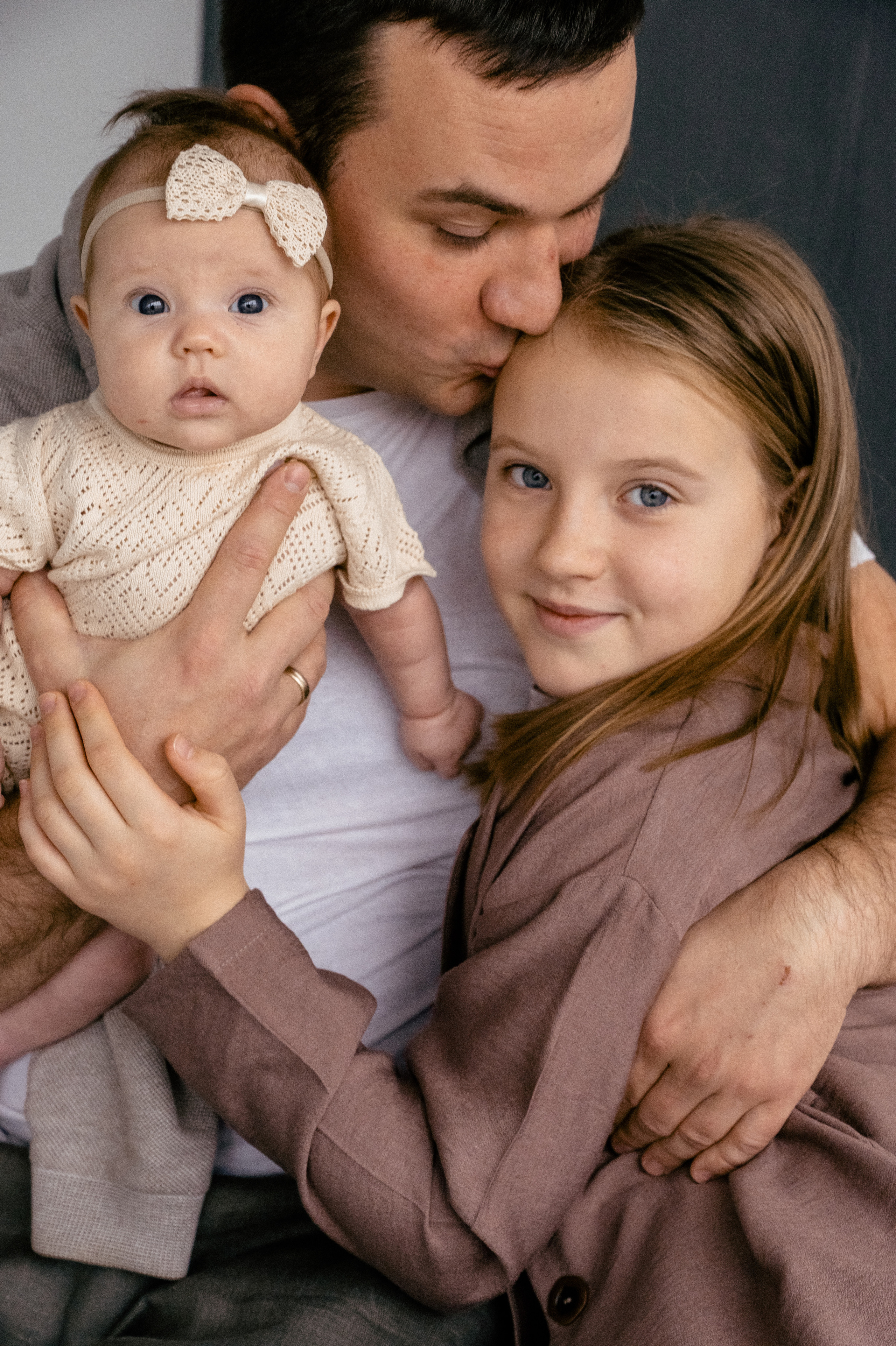 Оксана. Профессиональный фотограф беременности в СПБ. Стильные фотосессии беременности в стиле минимализм и классическая фотография