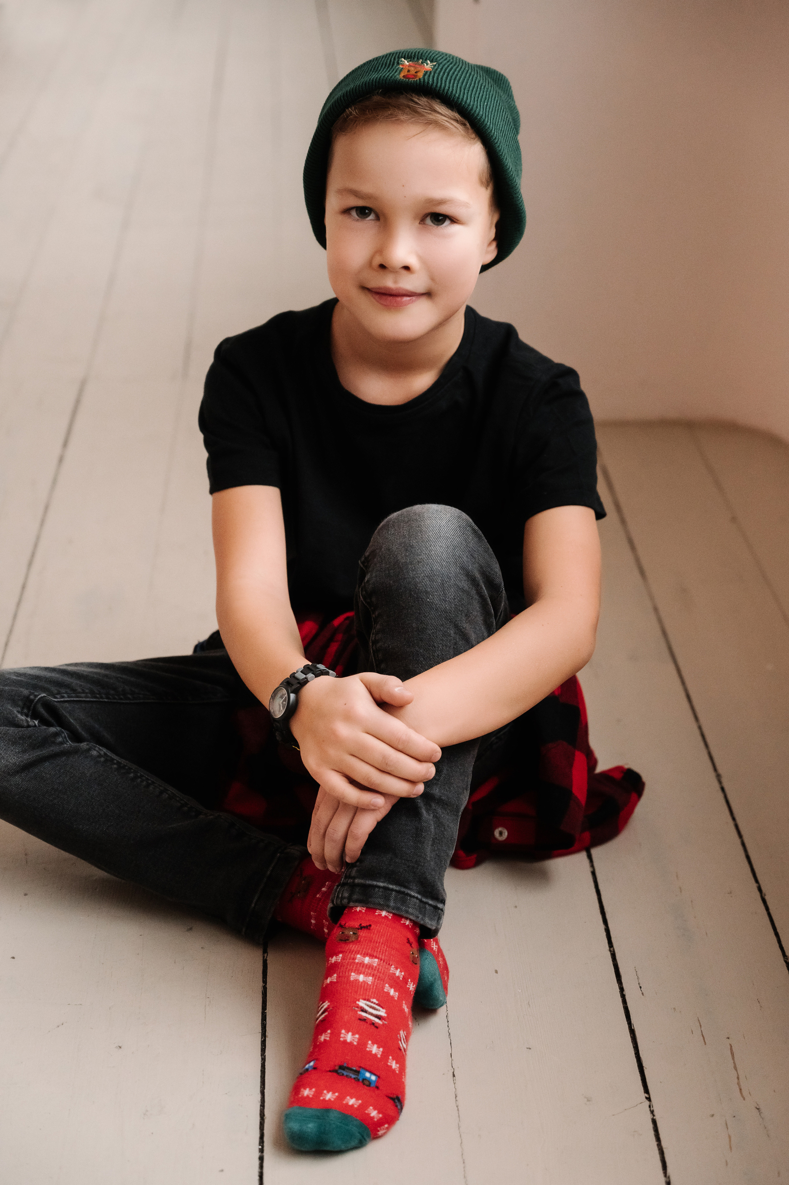 Лиза и Саша. Профессиональный фотограф беременности в СПБ. Стильные фотосессии беременности в стиле минимализм и классическая фотография