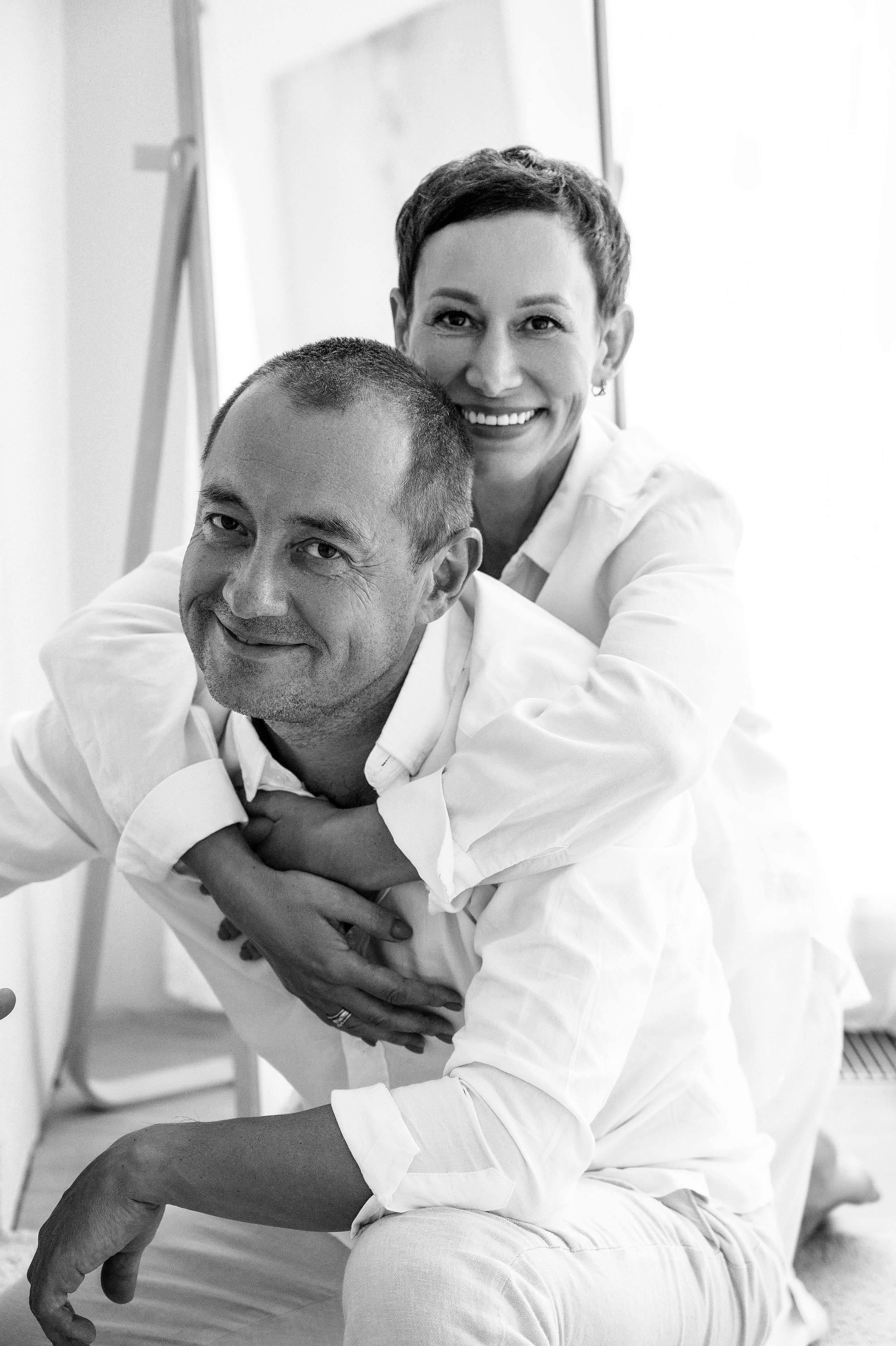 Юля семьей. Профессиональный фотограф беременности в СПБ. Стильные фотосессии беременности в стиле минимализм и классическая фотография