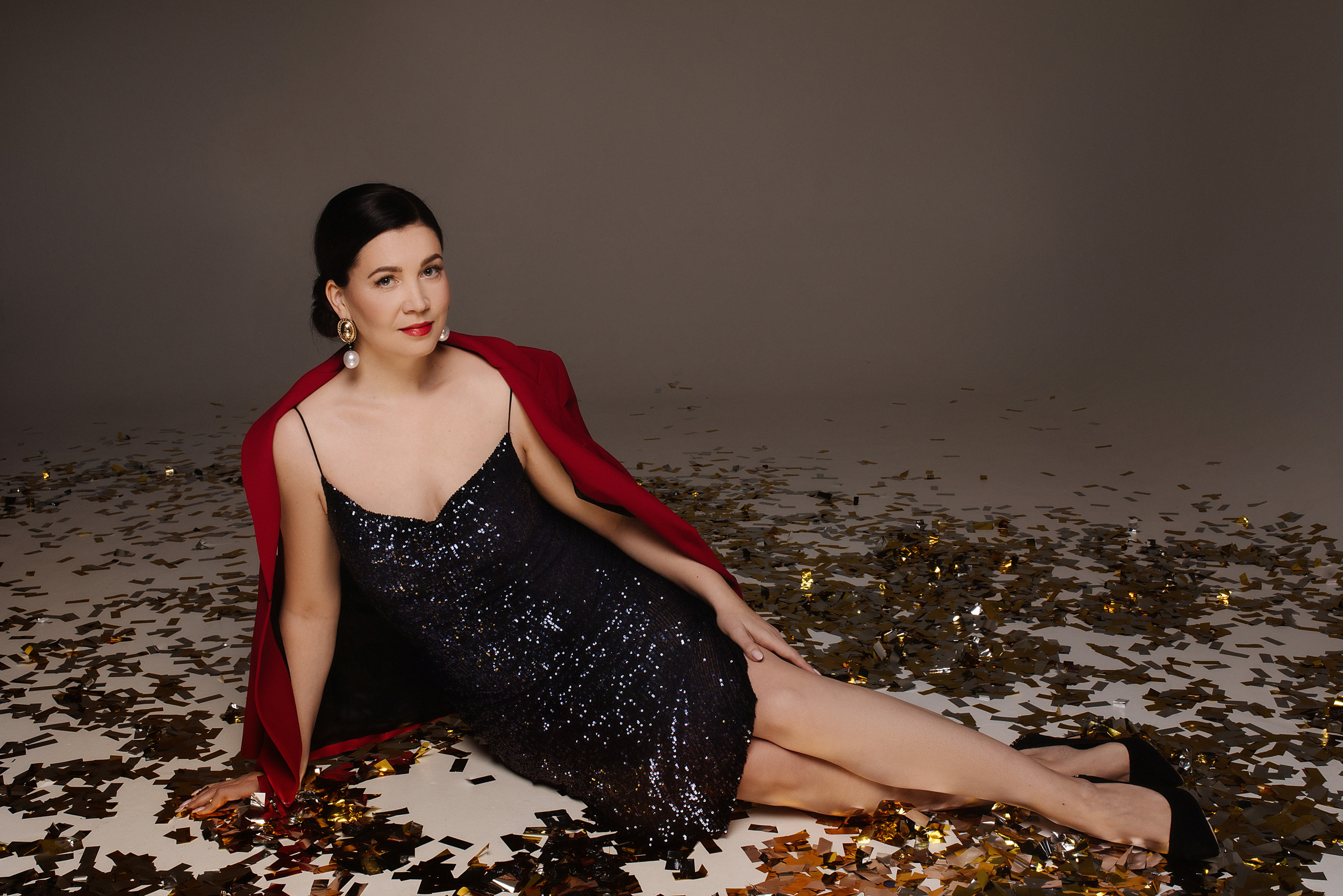 Новогодний фотодень. Профессиональный фотограф беременности в СПБ. Стильные фотосессии беременности в стиле минимализм и классическая фотография