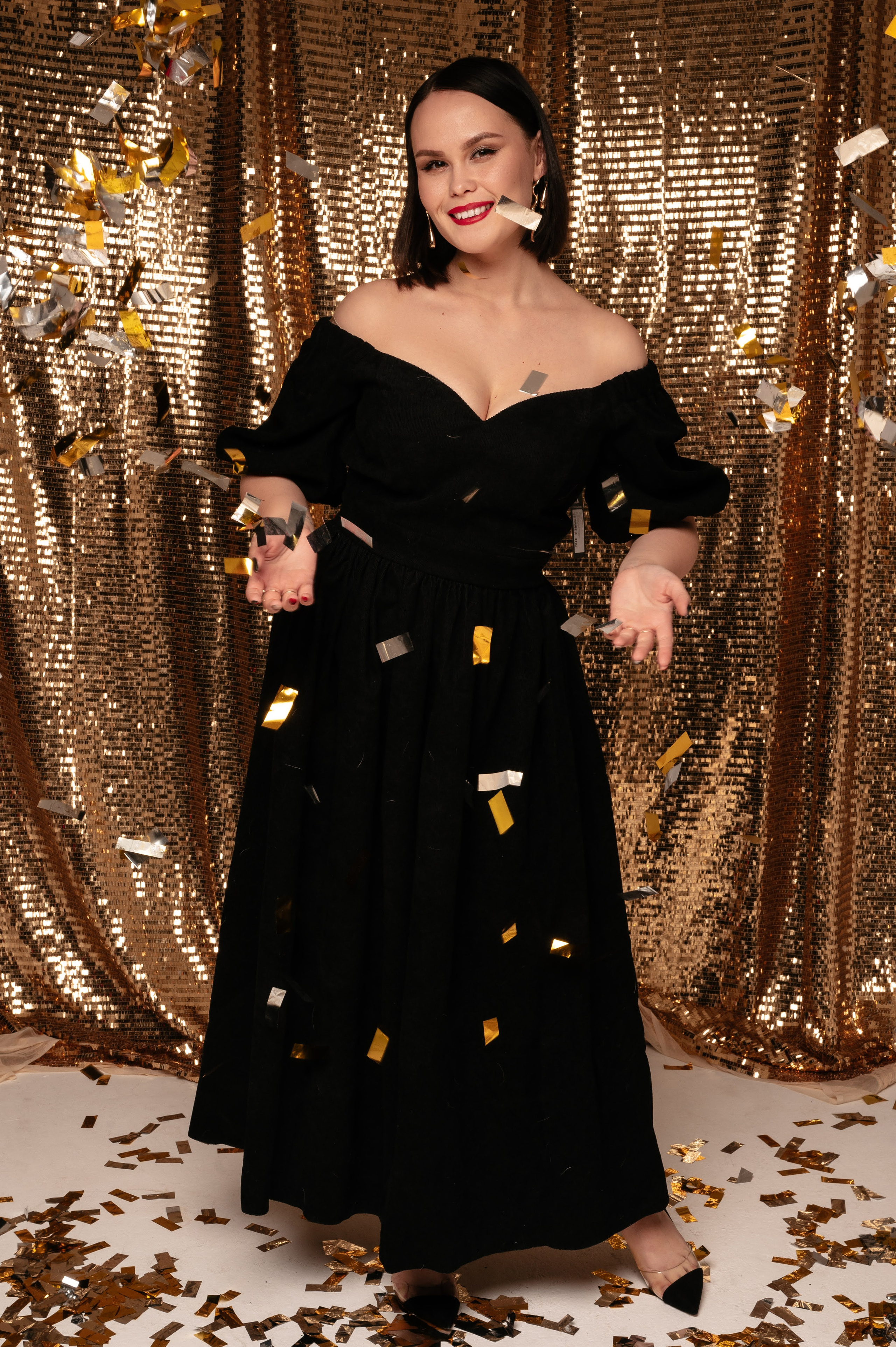 Алина. Профессиональный фотограф беременности в СПБ. Стильные фотосессии беременности в стиле минимализм и классическая фотография