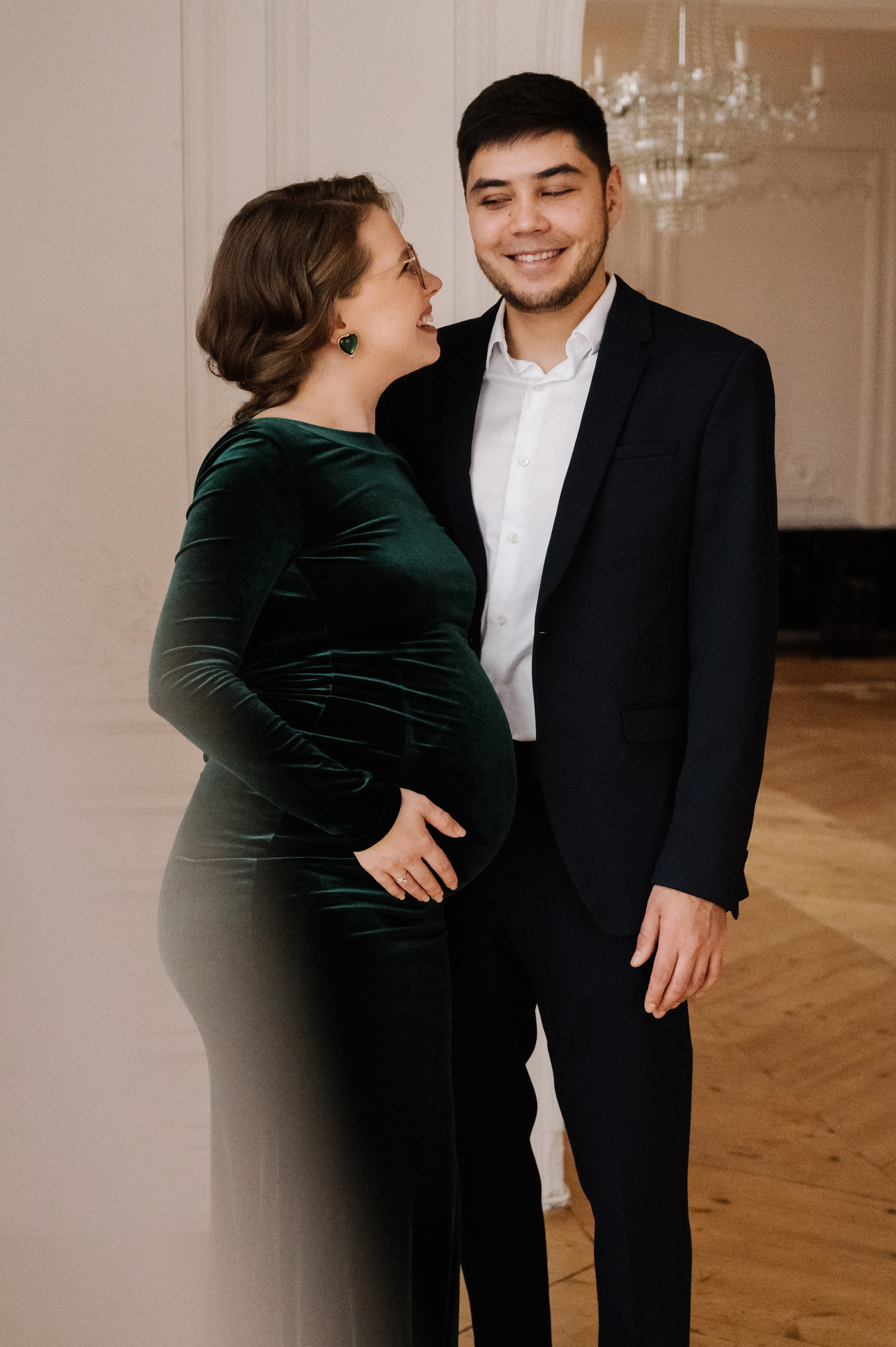 Анна. Профессиональный фотограф беременности в СПБ. Стильные фотосессии беременности в стиле минимализм и классическая фотография