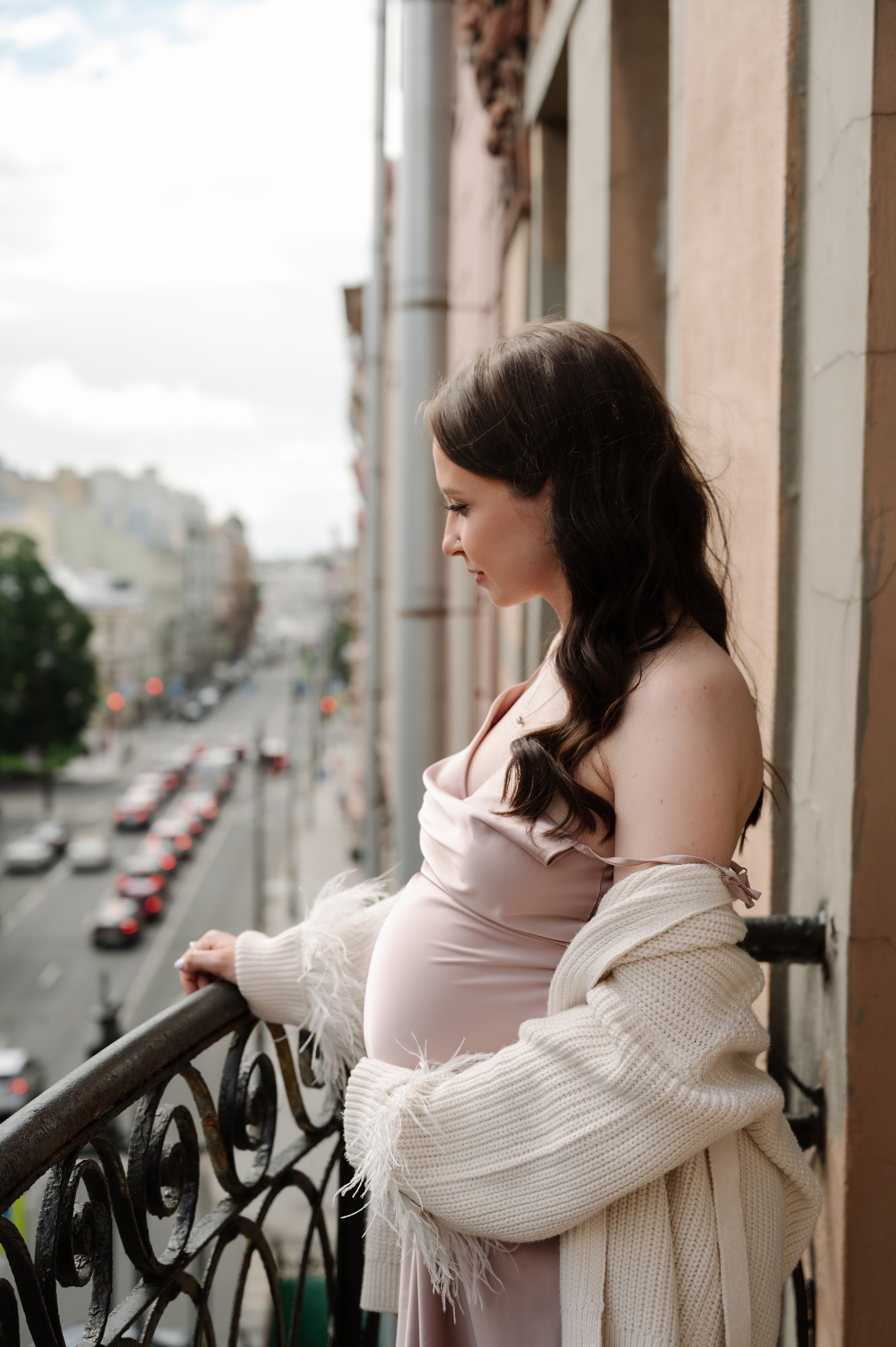 Ксения. Профессиональный фотограф беременности в СПБ. Стильные фотосессии беременности в стиле минимализм и классическая фотография