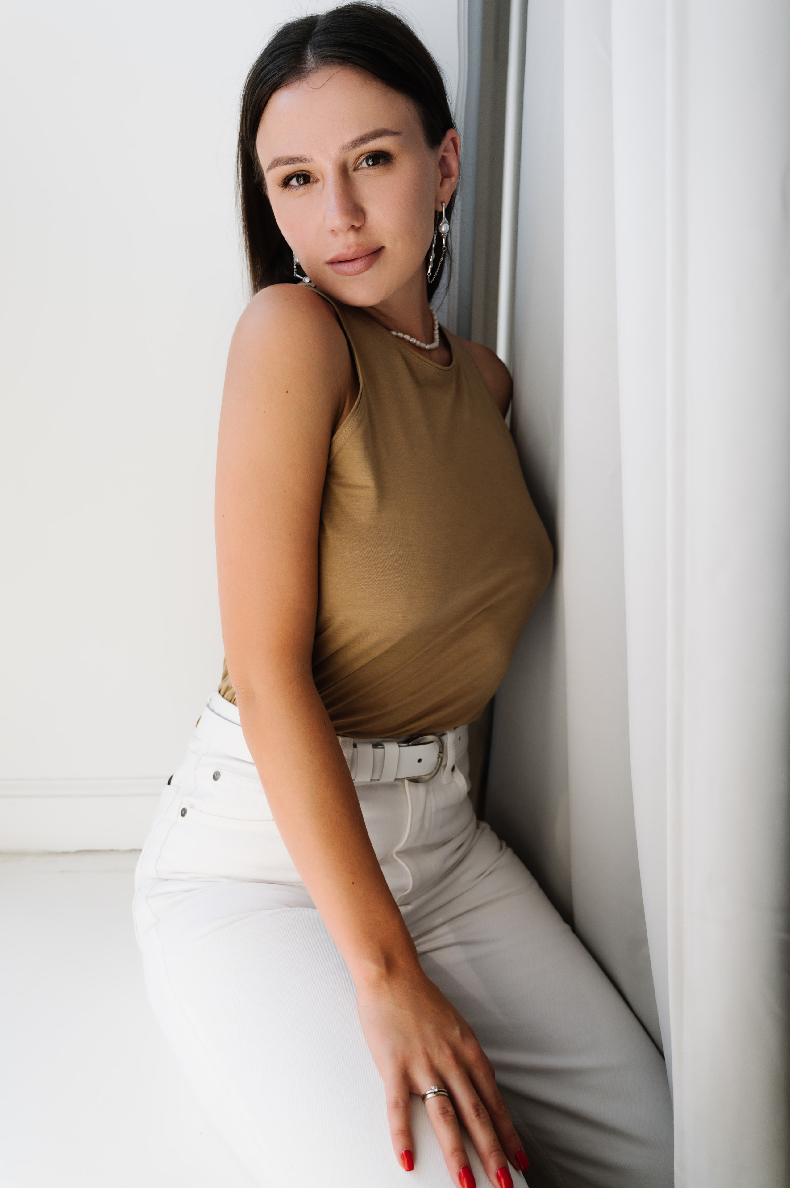 Светлана. Профессиональный фотограф беременности в СПБ. Стильные фотосессии беременности в стиле минимализм и классическая фотография