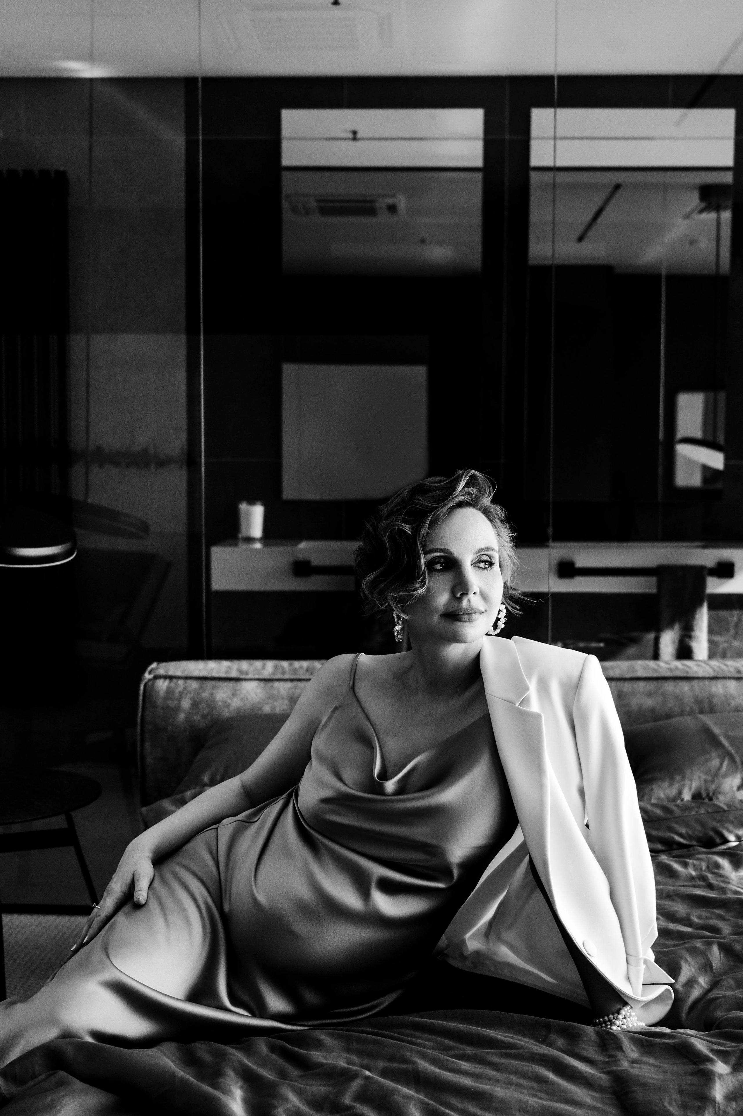 Анна. Профессиональный фотограф беременности в СПБ. Стильные фотосессии беременности в стиле минимализм и классическая фотография