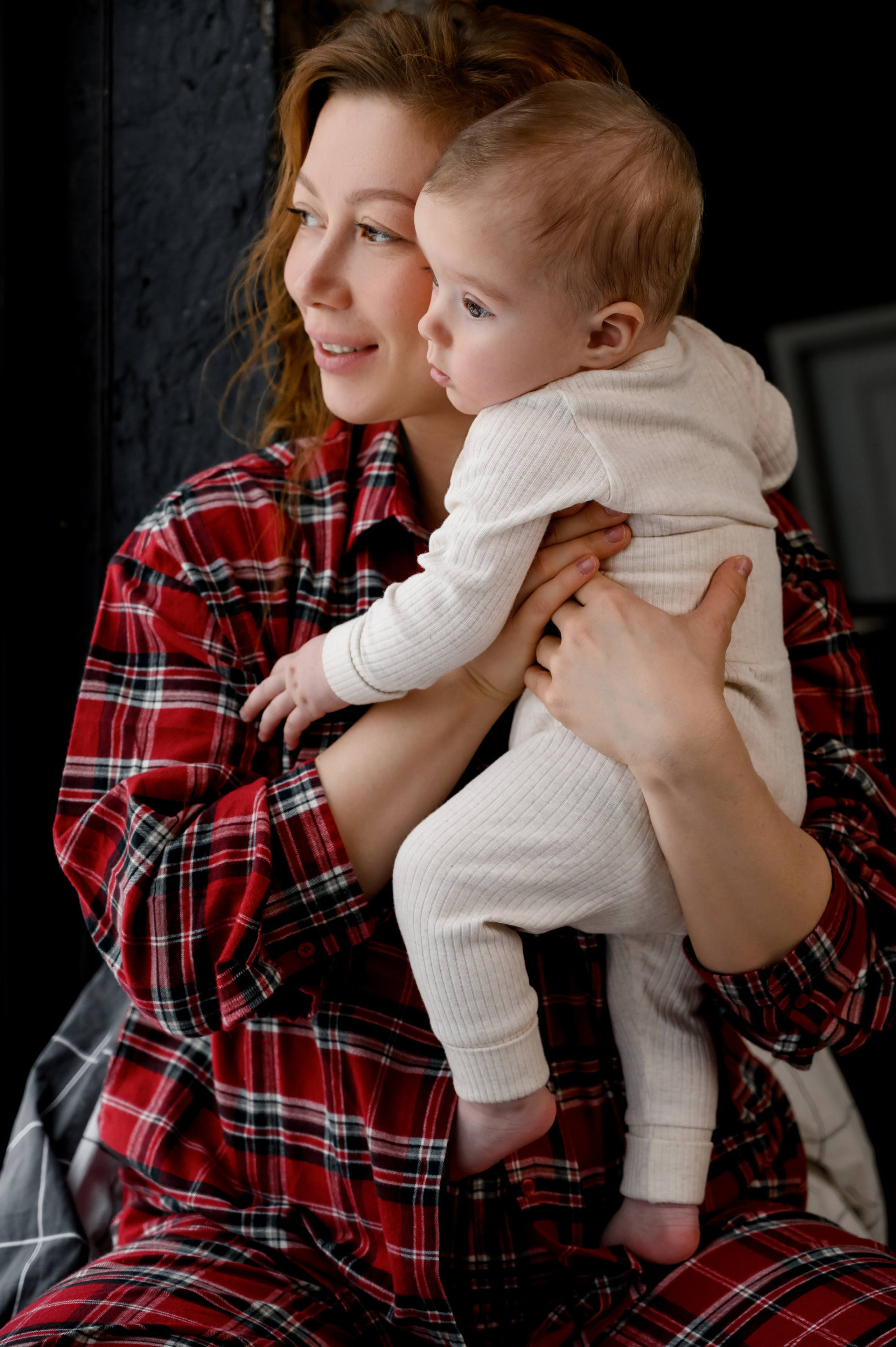 Евгения. Профессиональный фотограф беременности в СПБ. Стильные фотосессии беременности в стиле минимализм и классическая фотография