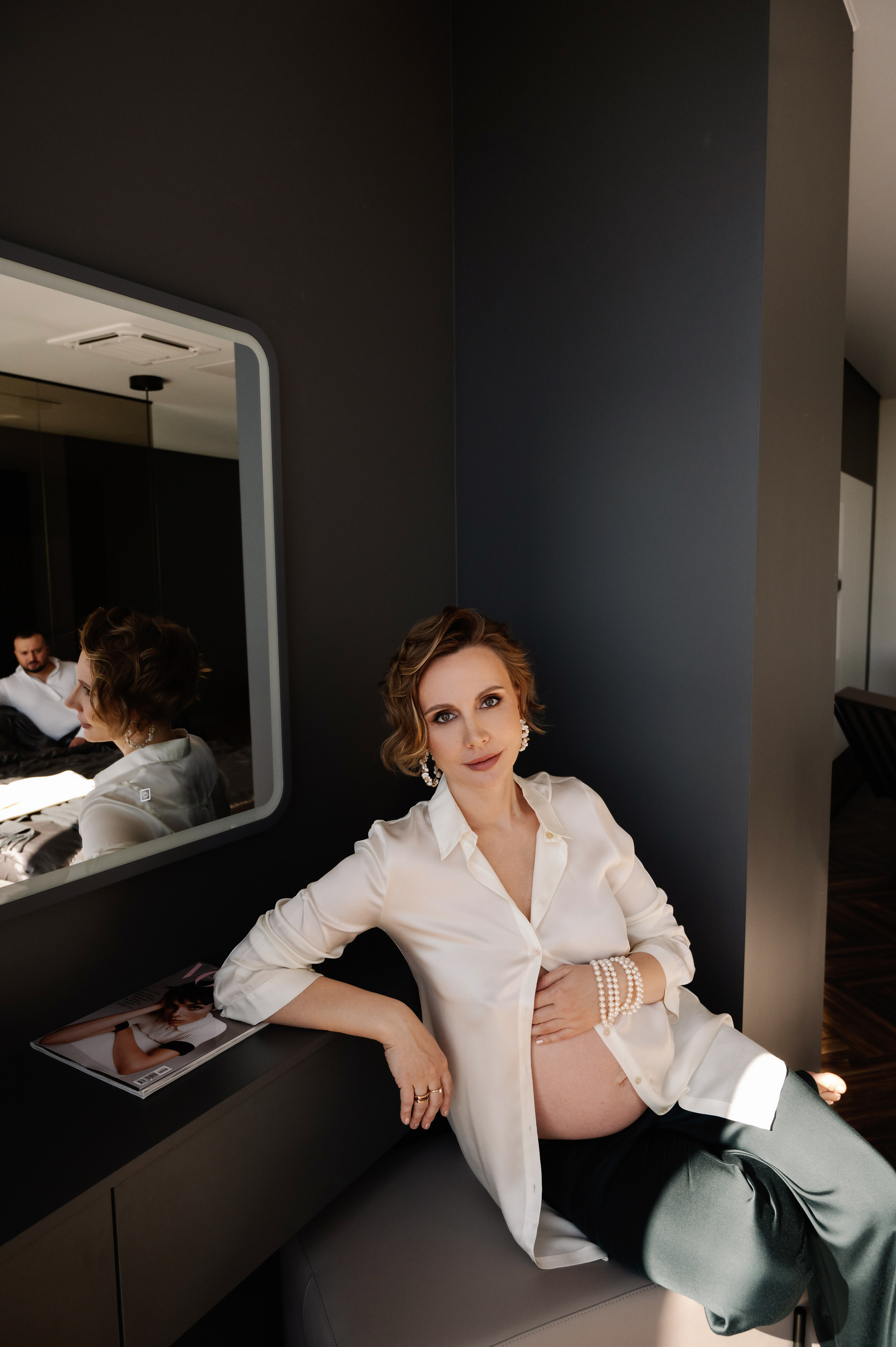 Анна. Профессиональный фотограф беременности в СПБ. Стильные фотосессии беременности в стиле минимализм и классическая фотография