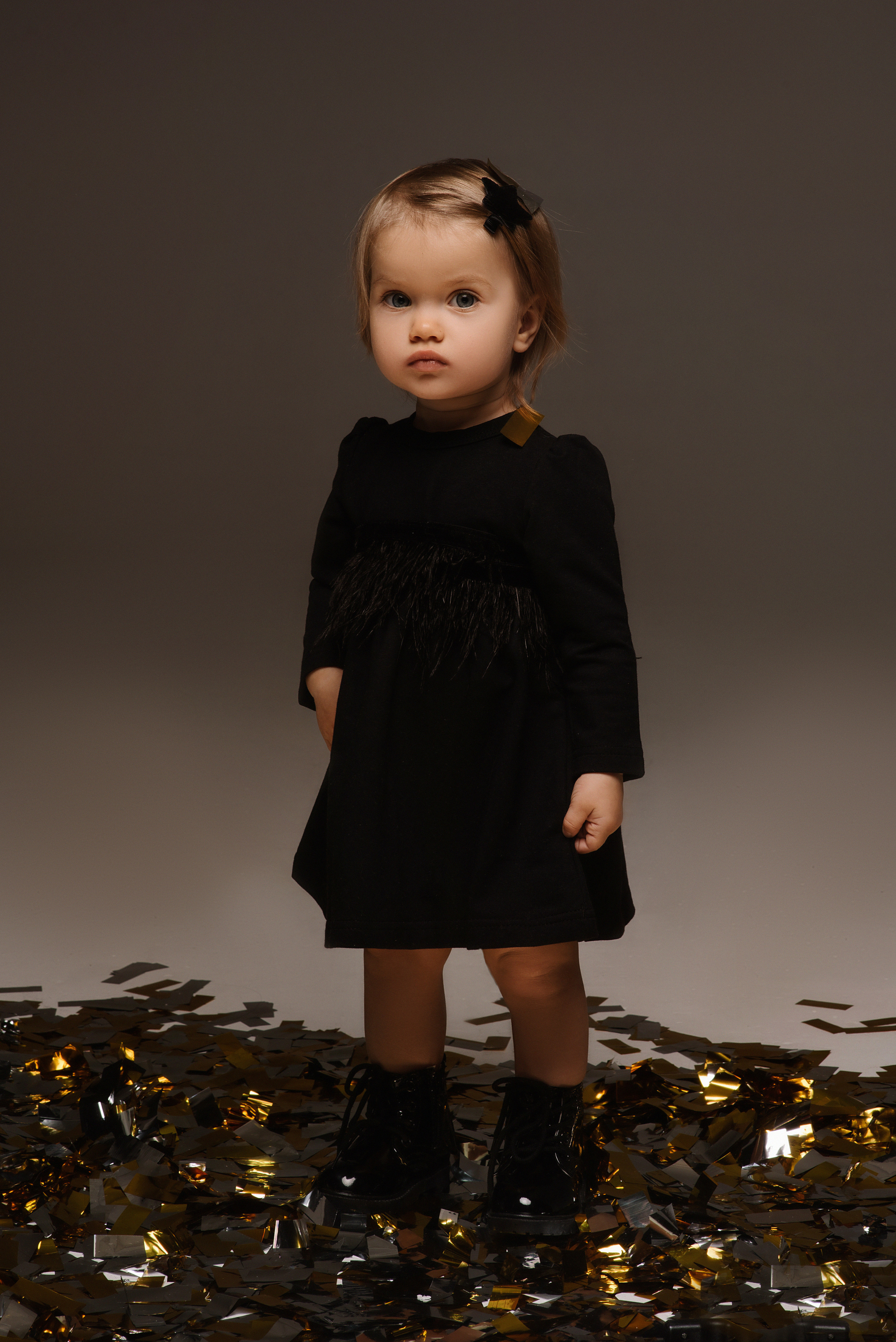 Новогодний фотодень. Профессиональный фотограф беременности в СПБ. Стильные фотосессии беременности в стиле минимализм и классическая фотография