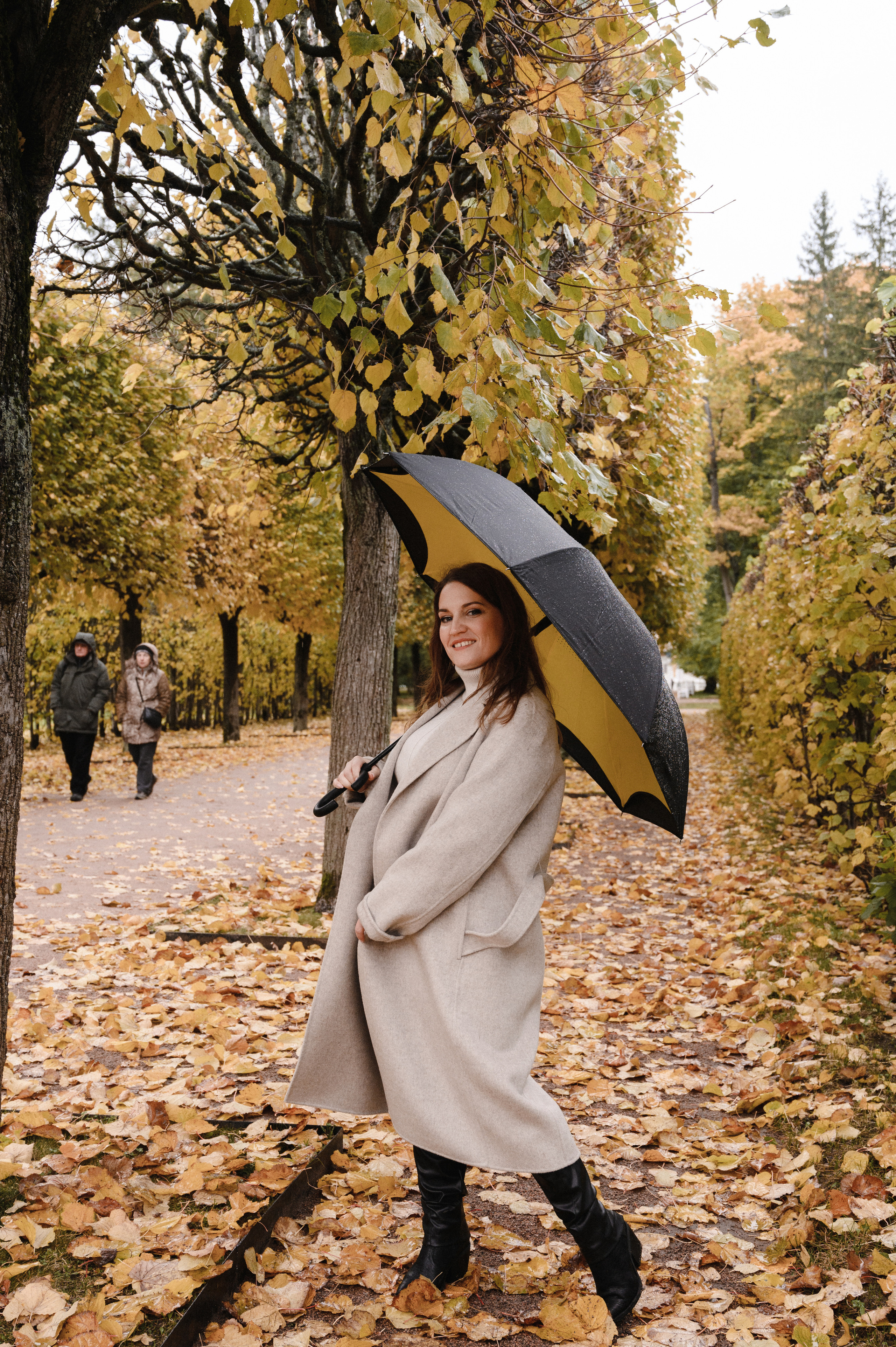 Юля и Оля. Профессиональный фотограф беременности в СПБ. Стильные фотосессии беременности в стиле минимализм и классическая фотография
