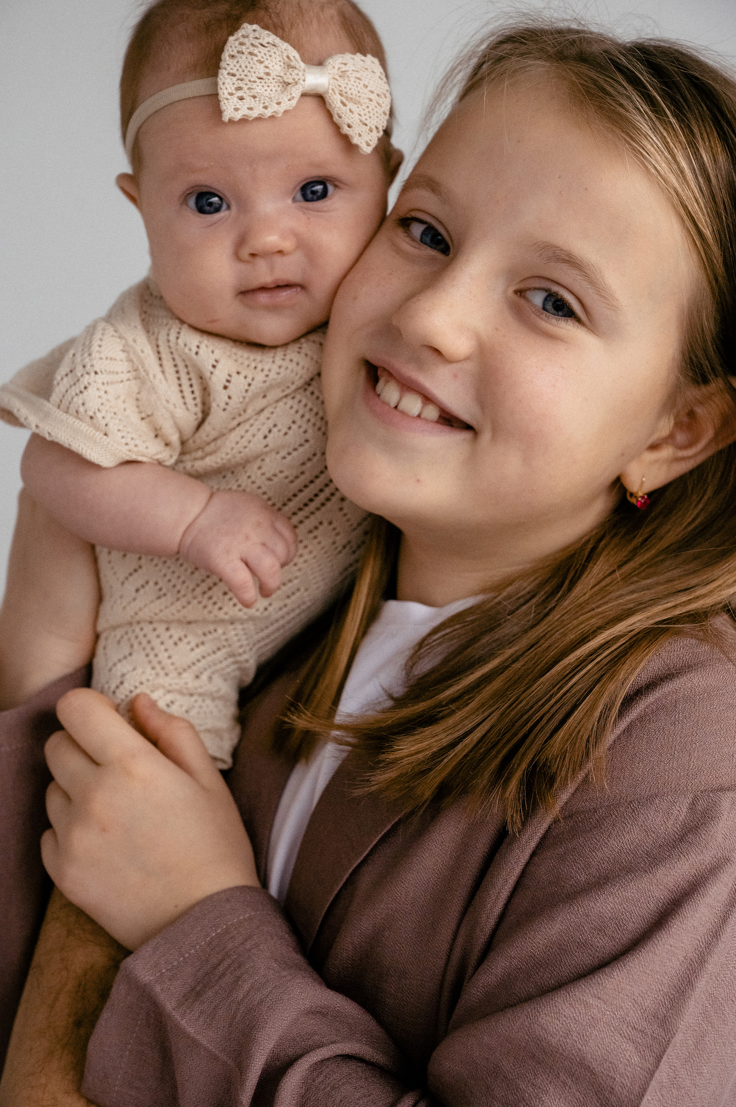Оксана. Профессиональный фотограф беременности в СПБ. Стильные фотосессии беременности в стиле минимализм и классическая фотография