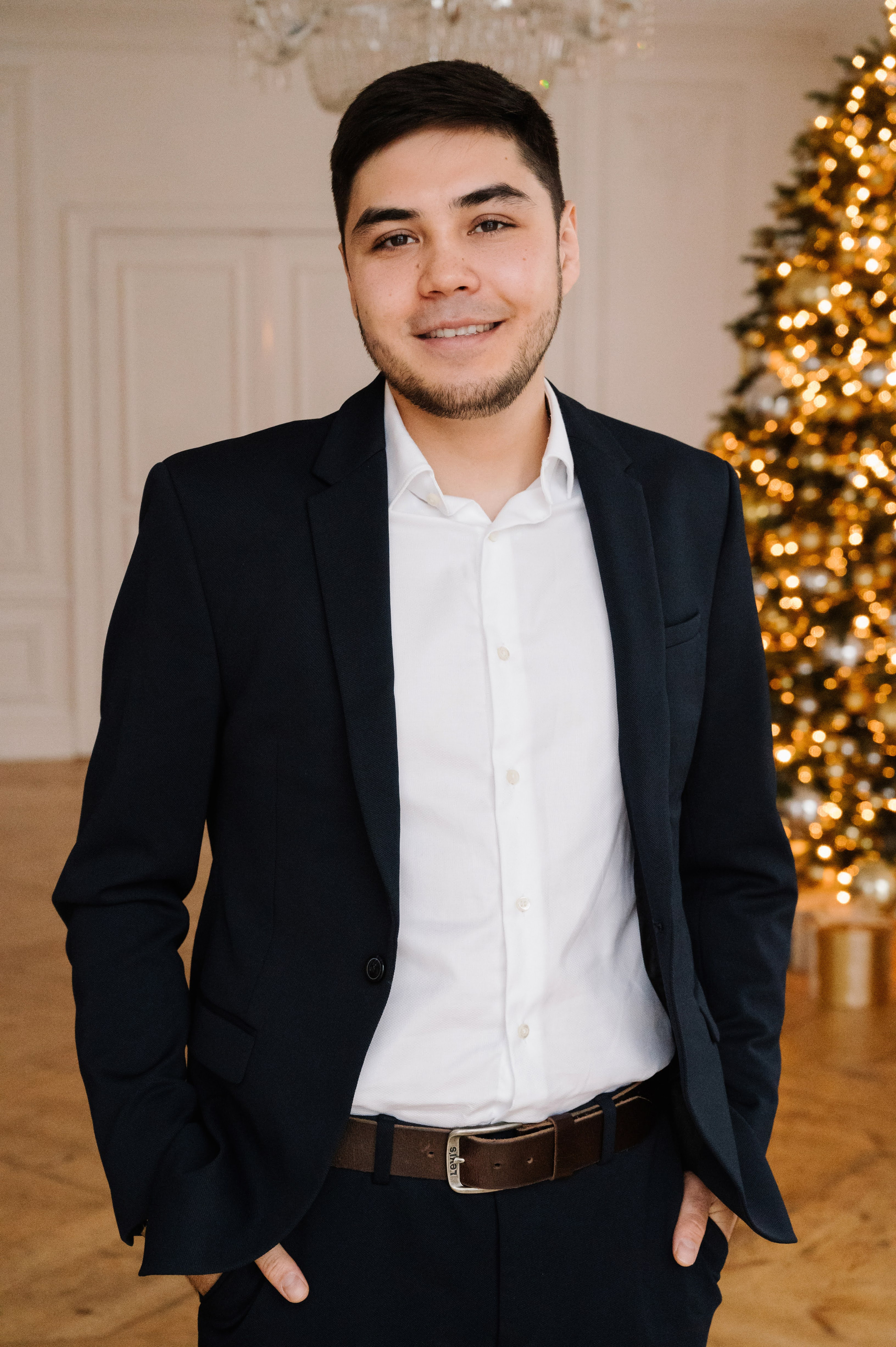 Анна. Профессиональный фотограф беременности в СПБ. Стильные фотосессии беременности в стиле минимализм и классическая фотография