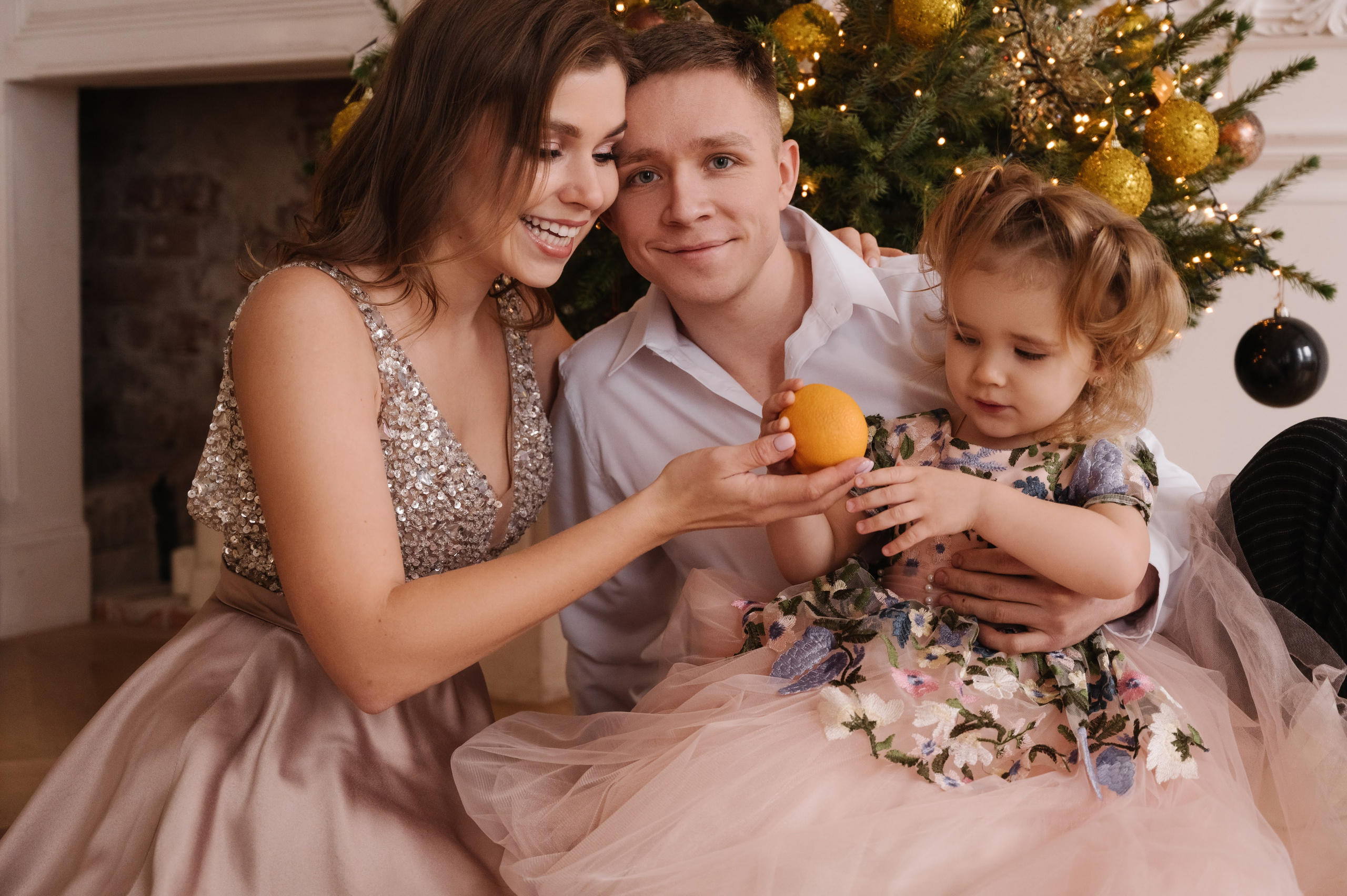 Евгения. Профессиональный фотограф беременности в СПБ. Стильные фотосессии беременности в стиле минимализм и классическая фотография