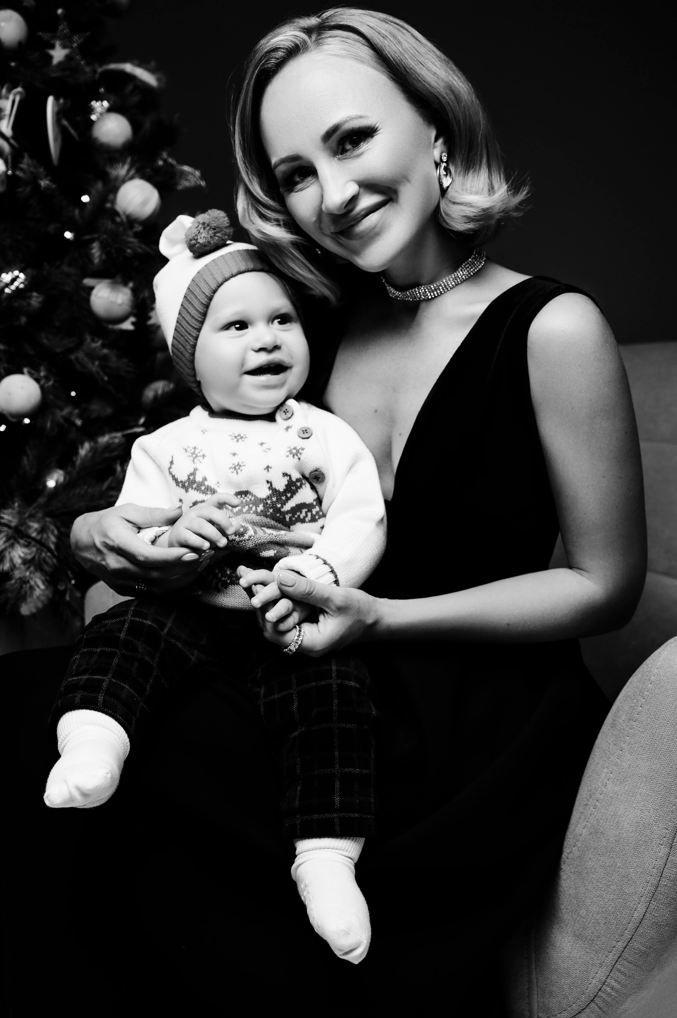 Леночка. Профессиональный фотограф беременности в СПБ. Стильные фотосессии беременности в стиле минимализм и классическая фотография