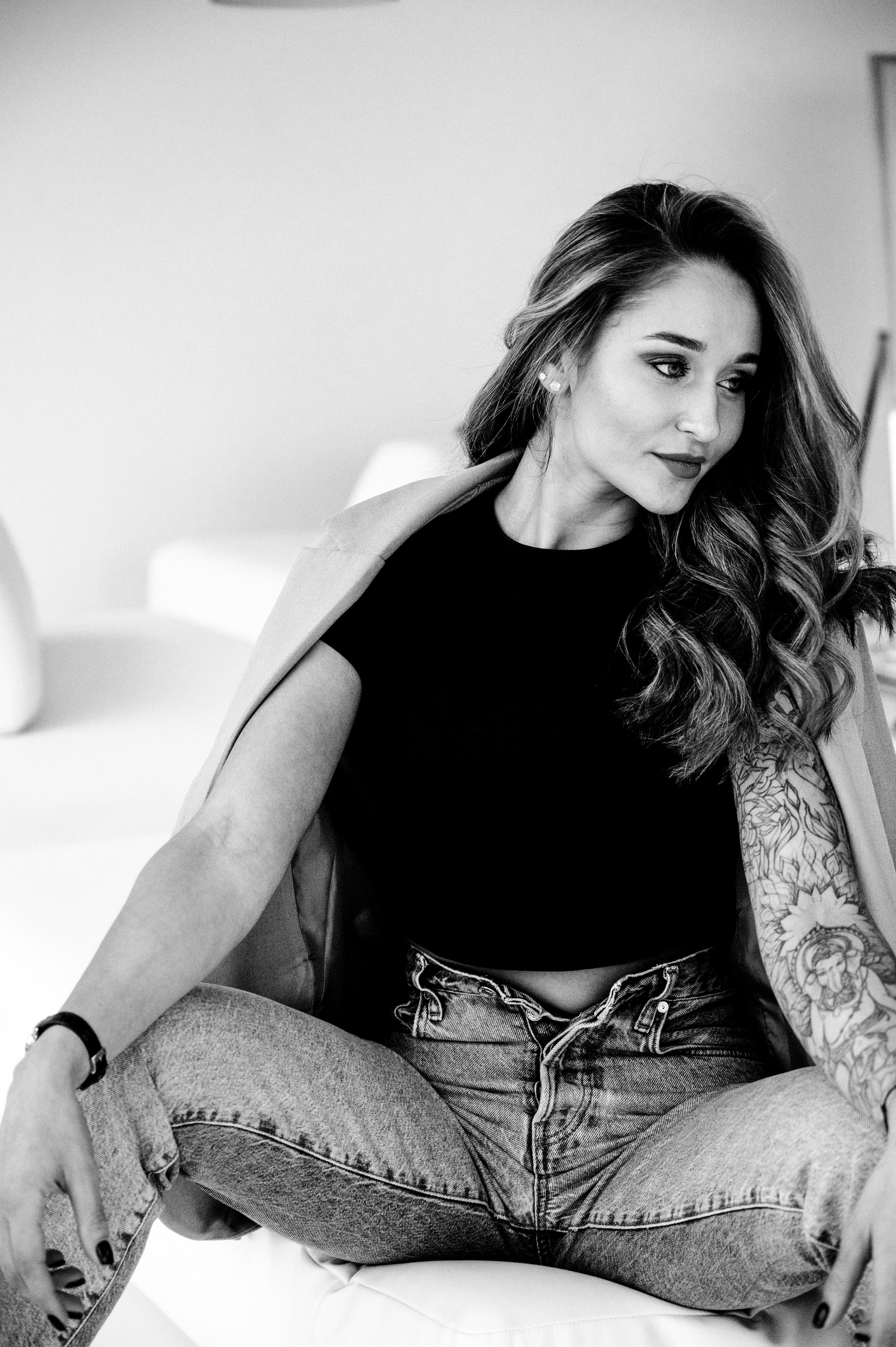 Екатерина. Профессиональный фотограф беременности в СПБ. Стильные фотосессии беременности в стиле минимализм и классическая фотография