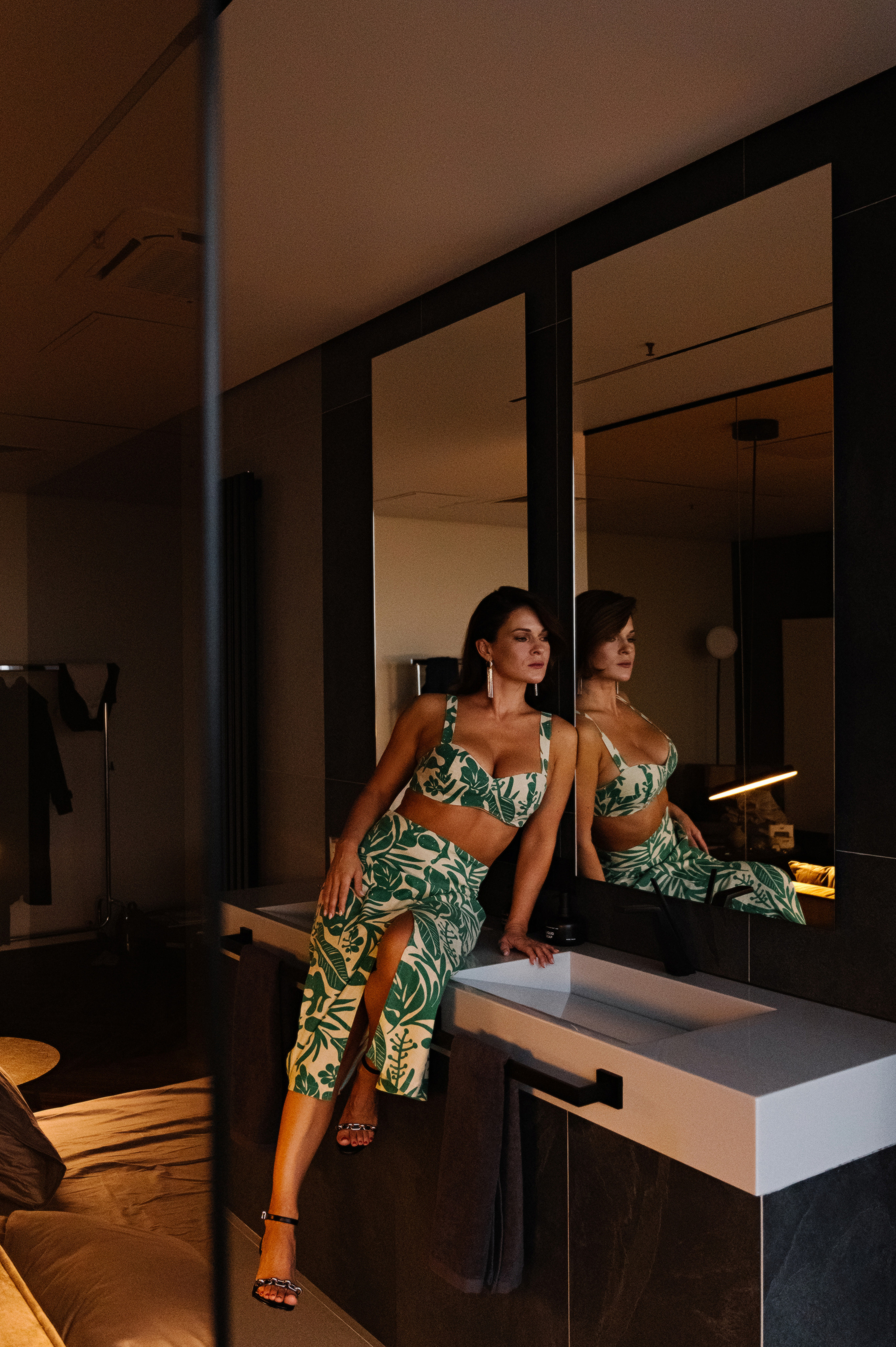 Дарья. Профессиональный фотограф беременности в СПБ. Стильные фотосессии беременности в стиле минимализм и классическая фотография