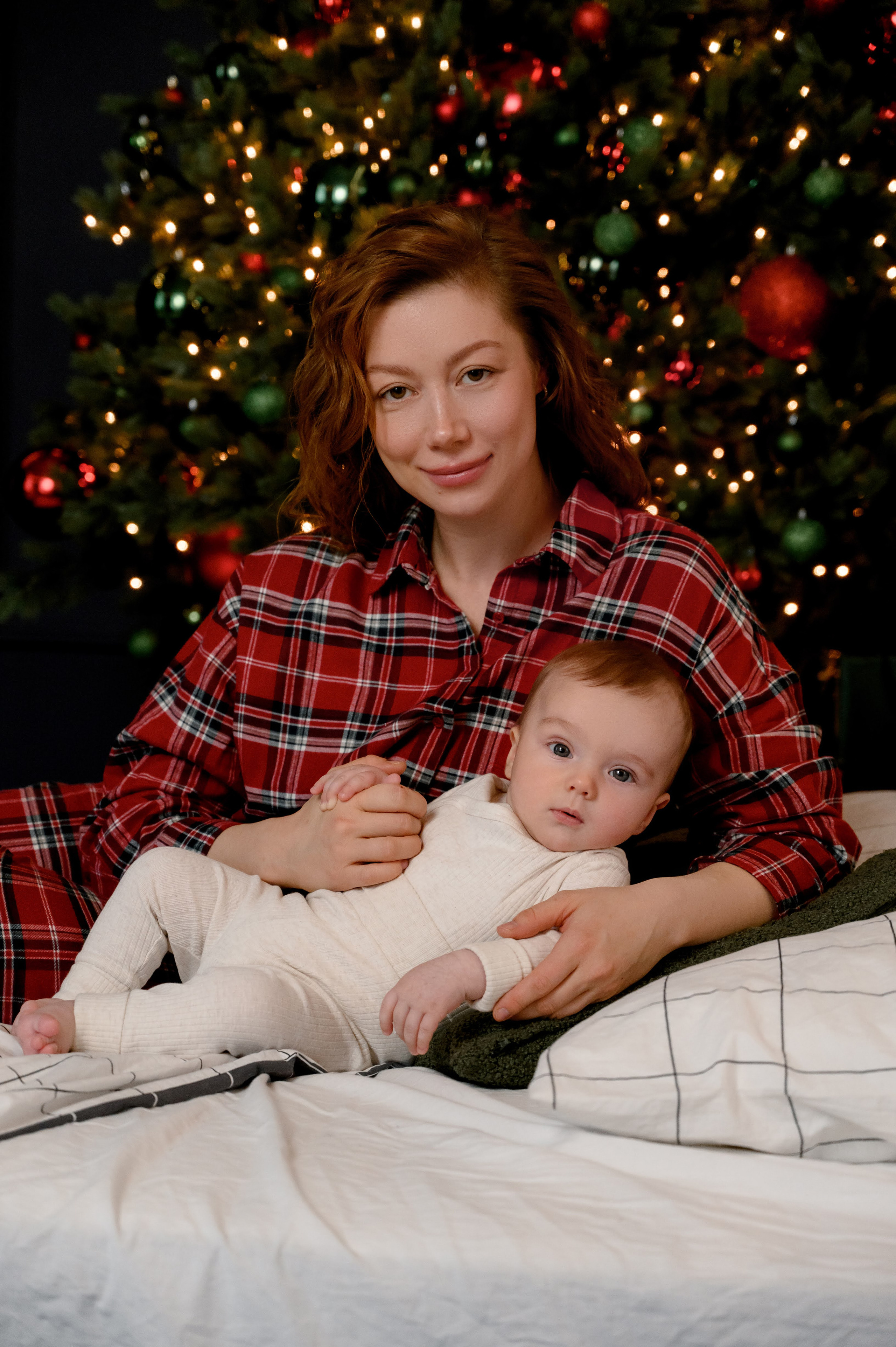 Евгения. Профессиональный фотограф беременности в СПБ. Стильные фотосессии беременности в стиле минимализм и классическая фотография