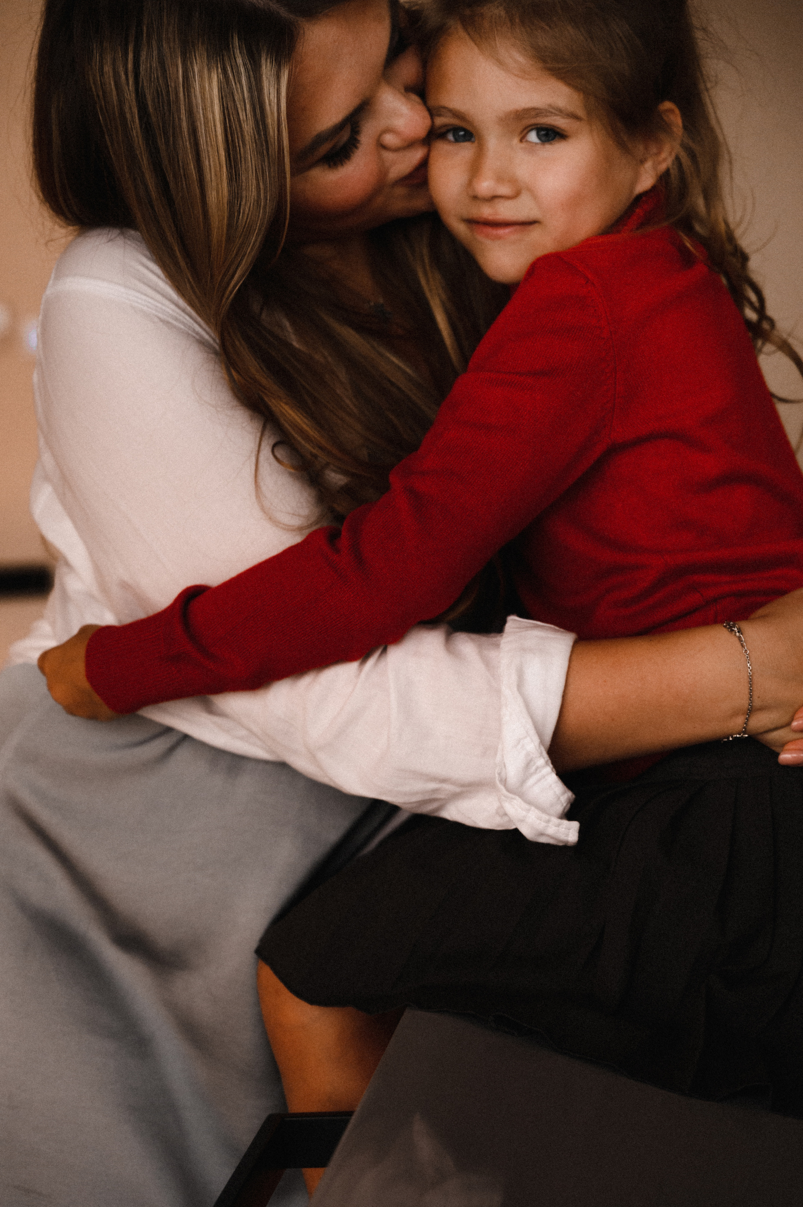 Софья. Профессиональный фотограф беременности в СПБ. Стильные фотосессии беременности в стиле минимализм и классическая фотография