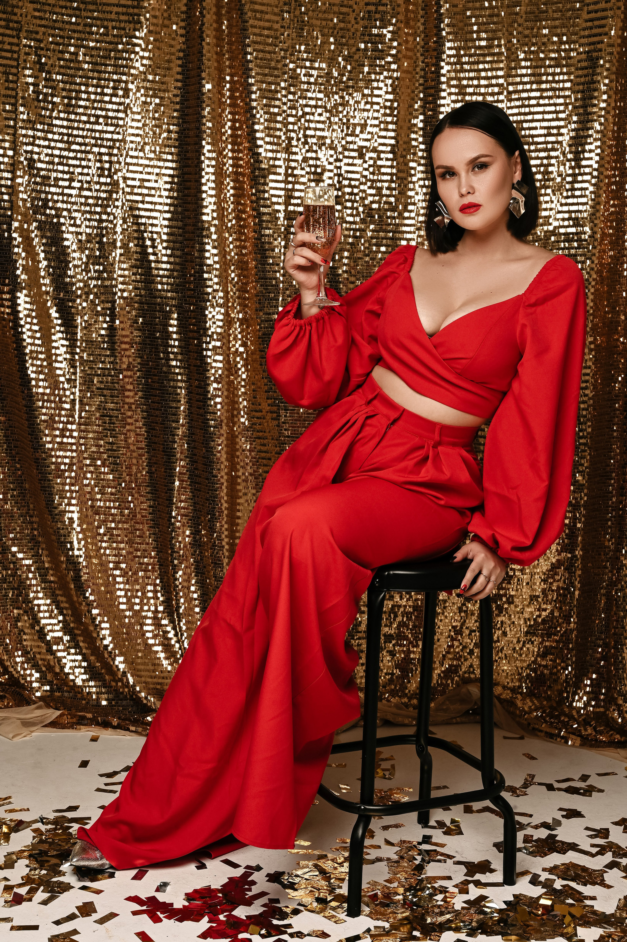 Алина. Профессиональный фотограф беременности в СПБ. Стильные фотосессии беременности в стиле минимализм и классическая фотография