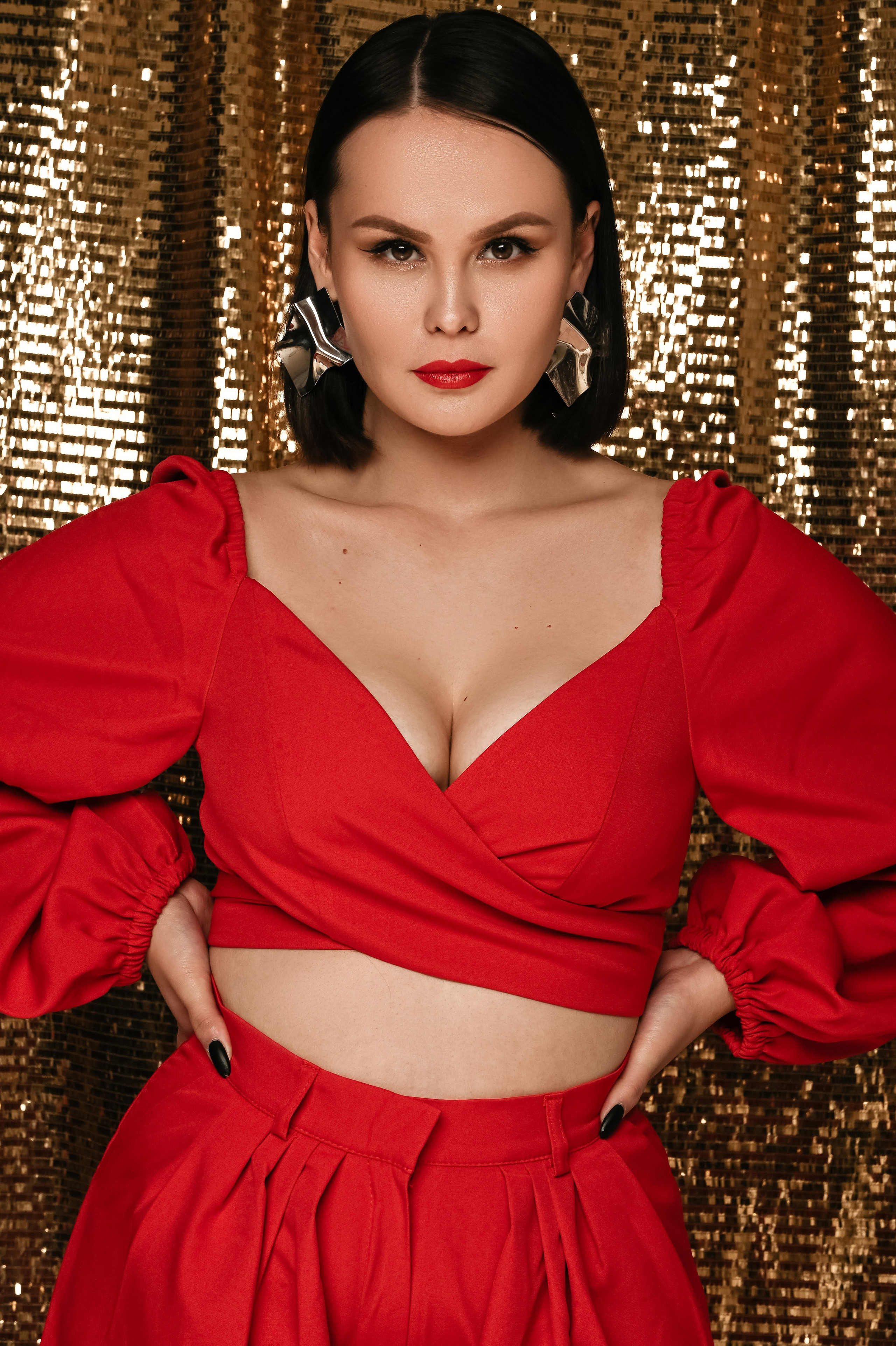 Алина. Профессиональный фотограф беременности в СПБ. Стильные фотосессии беременности в стиле минимализм и классическая фотография