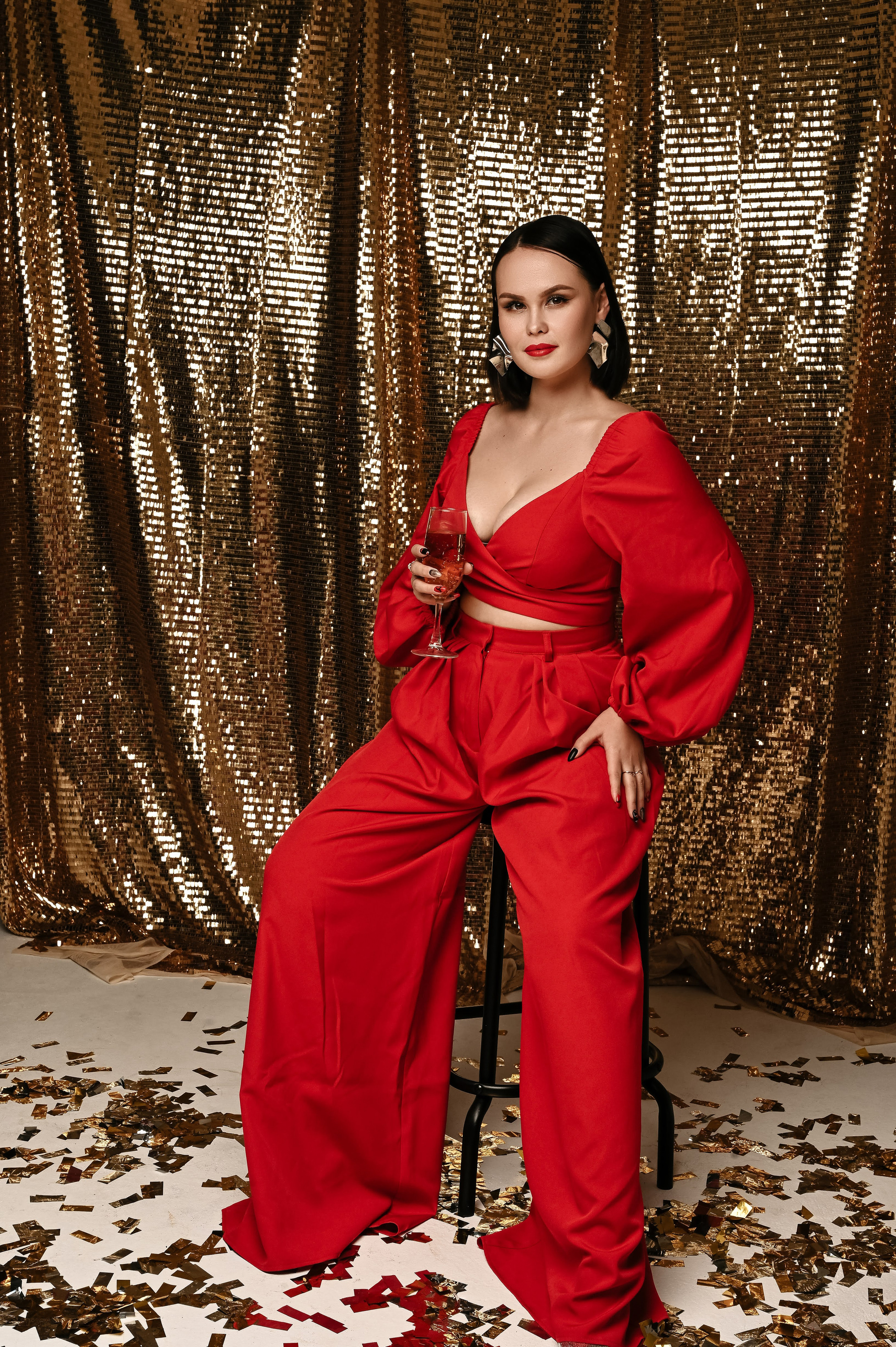 Алина. Профессиональный фотограф беременности в СПБ. Стильные фотосессии беременности в стиле минимализм и классическая фотография