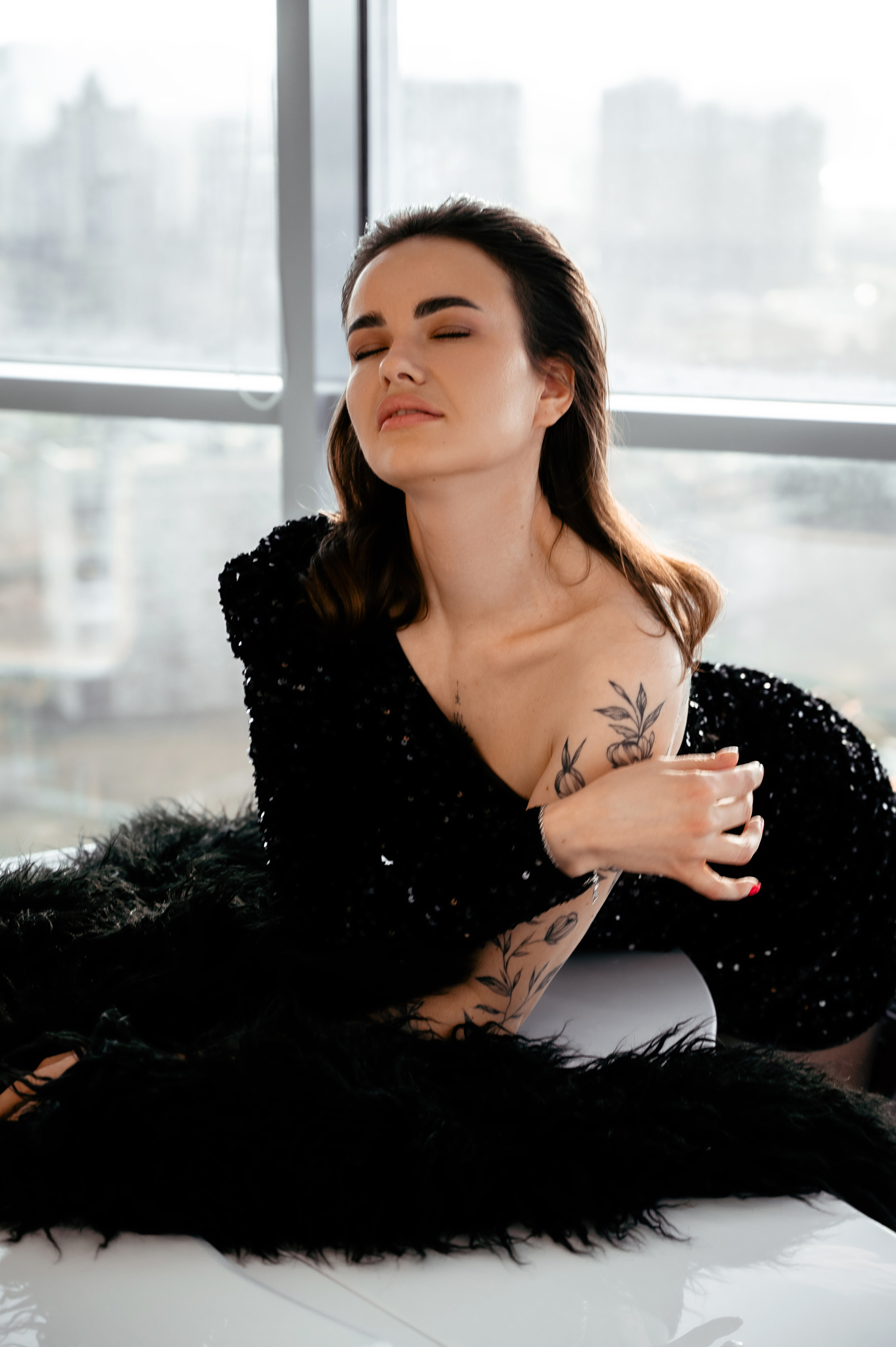 Валерия. Профессиональный фотограф беременности в СПБ. Стильные фотосессии беременности в стиле минимализм и классическая фотография