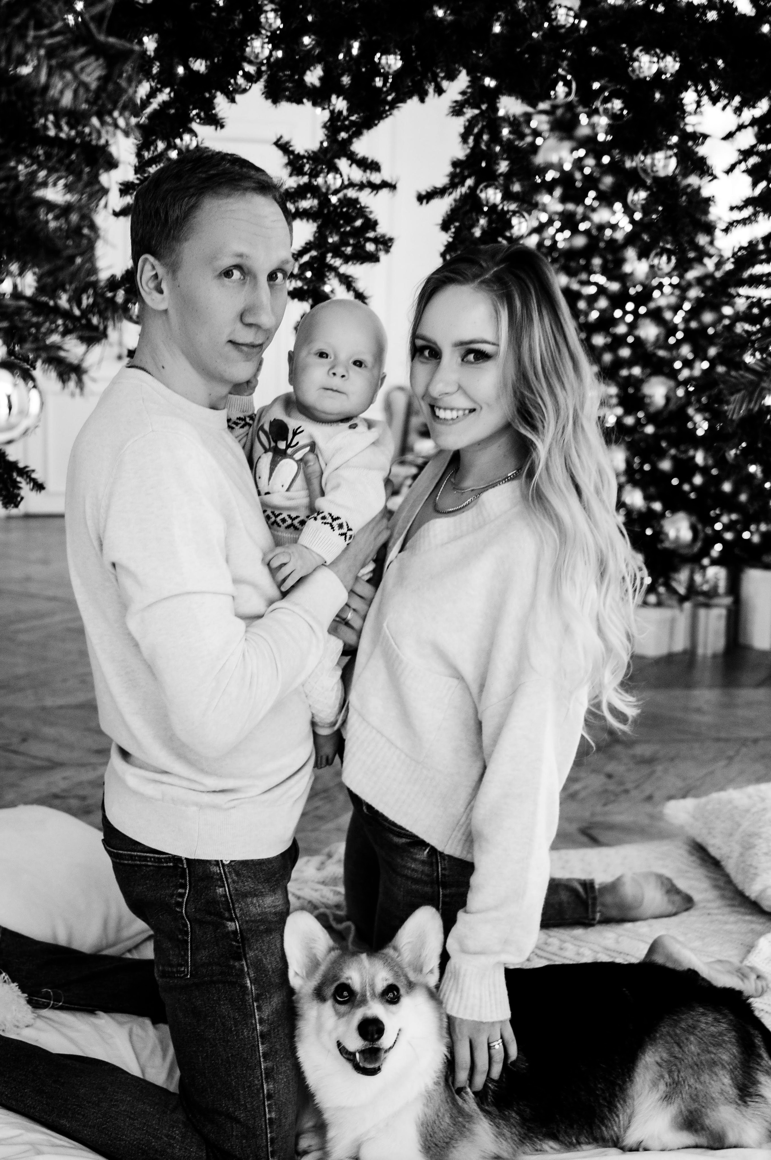 Анна. Профессиональный фотограф беременности в СПБ. Стильные фотосессии беременности в стиле минимализм и классическая фотография