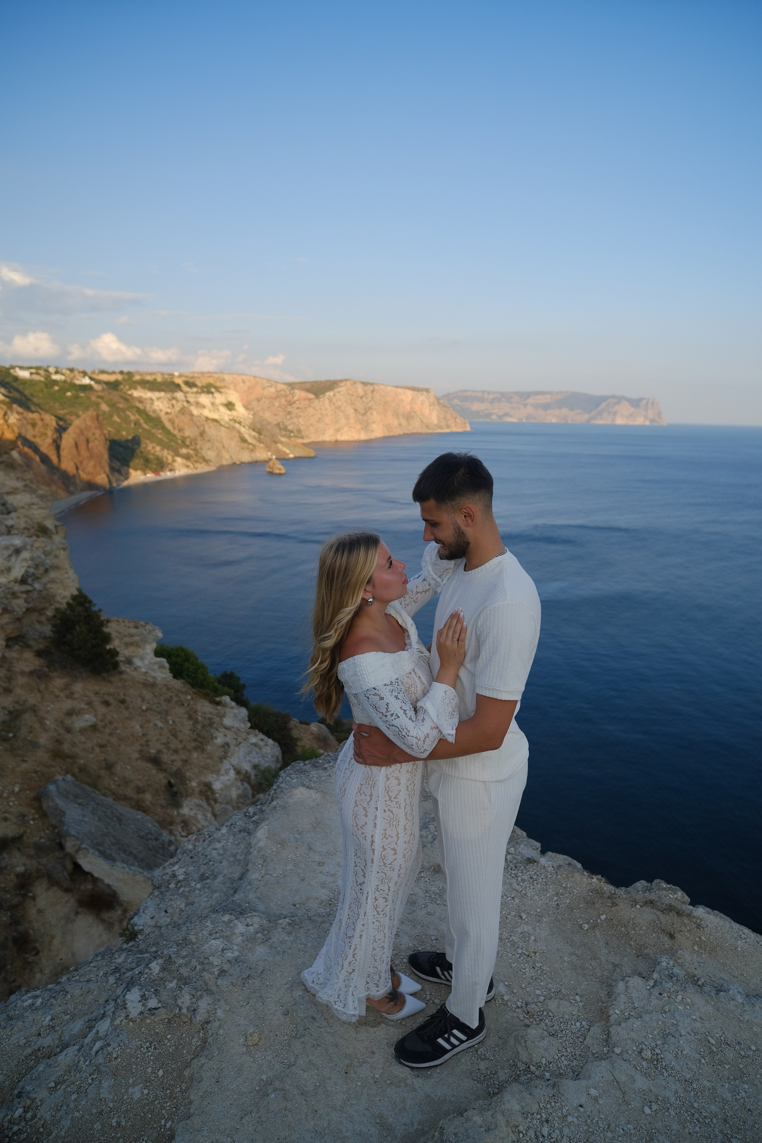 Индивидуальная фотосессия. Разные фото. Профессиональная фотосъемка в Крыму. Натуральные эмоции и живые кадры. Забронируйте дату прямо сейчас!