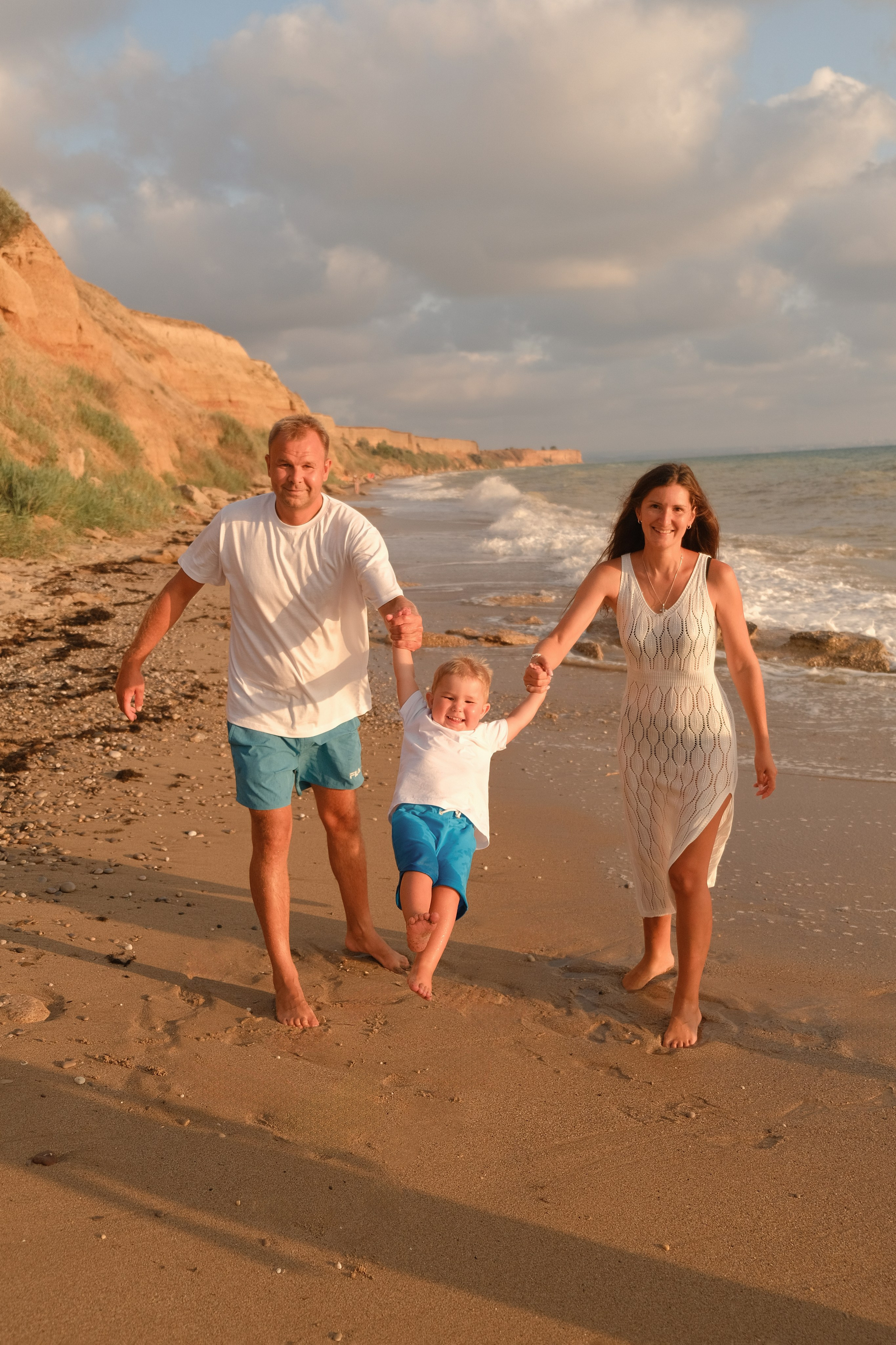 На Море. Профессиональная фотосъемка в Крыму. Натуральные эмоции и живые кадры. Забронируйте дату прямо сейчас!