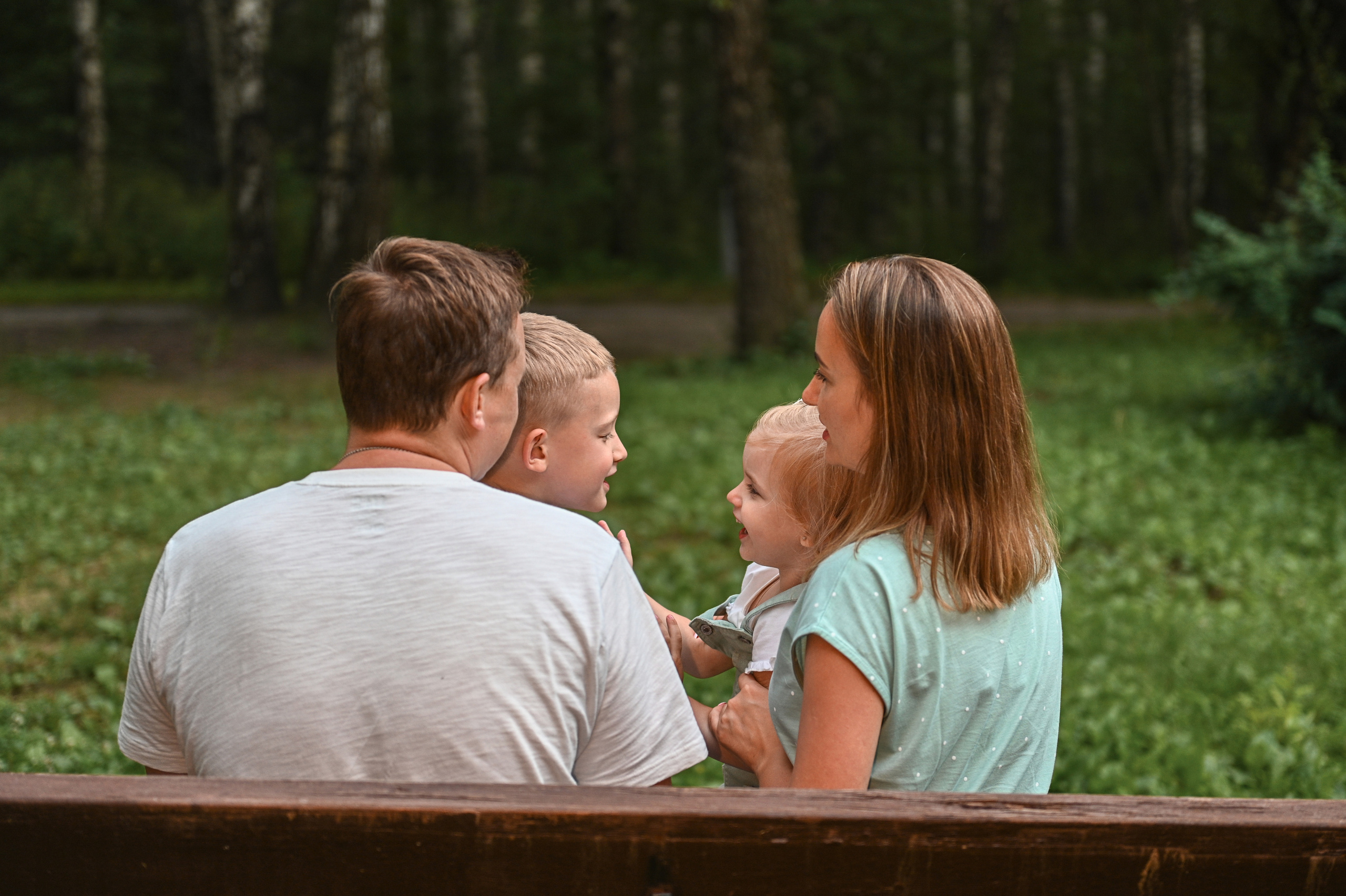 Прогулка в парке для Елены, Алёнки, Андрея и папы Василия. Детский и семейный фотограф в Москве Ульяна Федорова