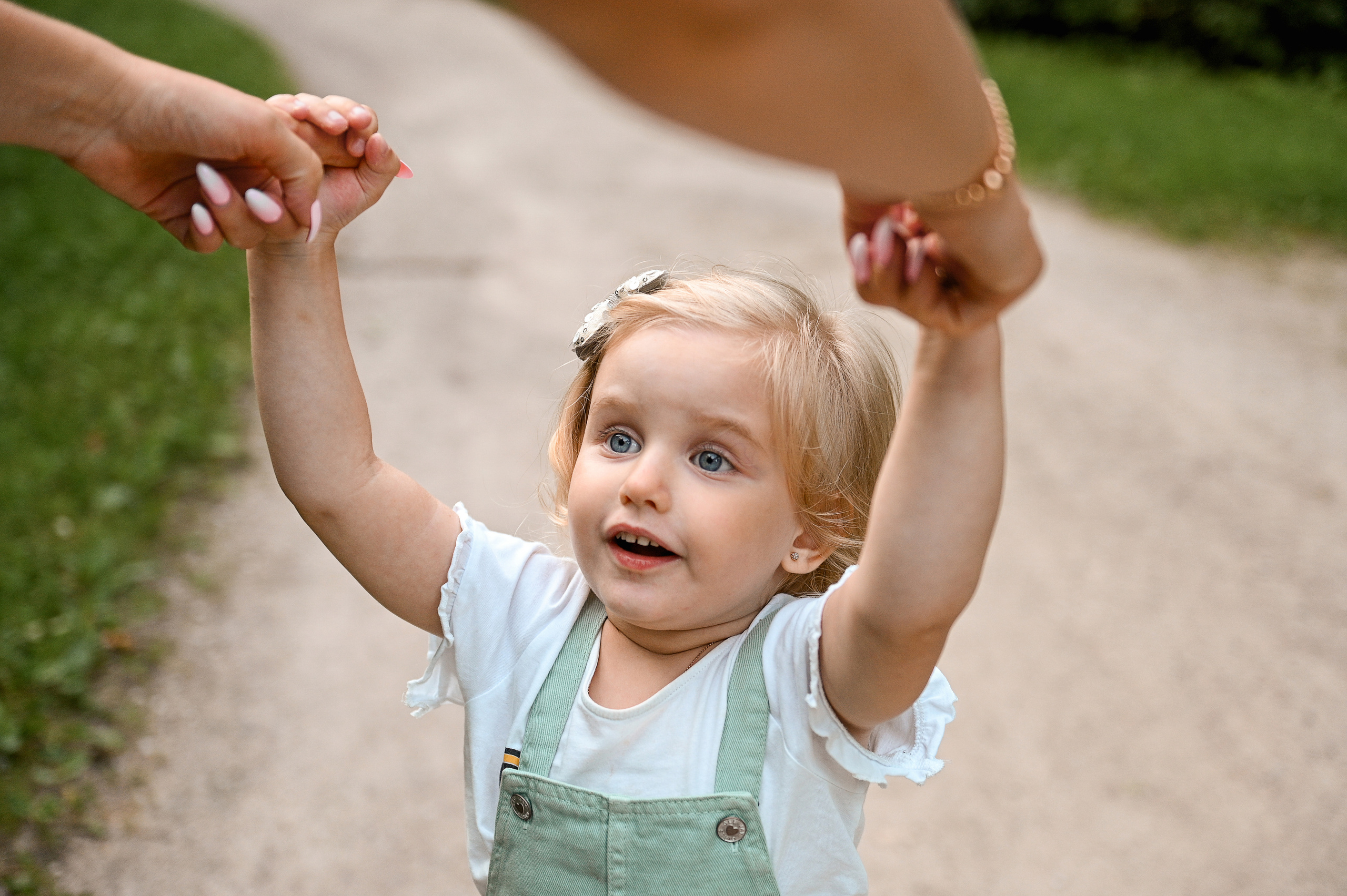 Прогулка в парке для Елены, Алёнки, Андрея и папы Василия. Детский и семейный фотограф в Москве Ульяна Федорова