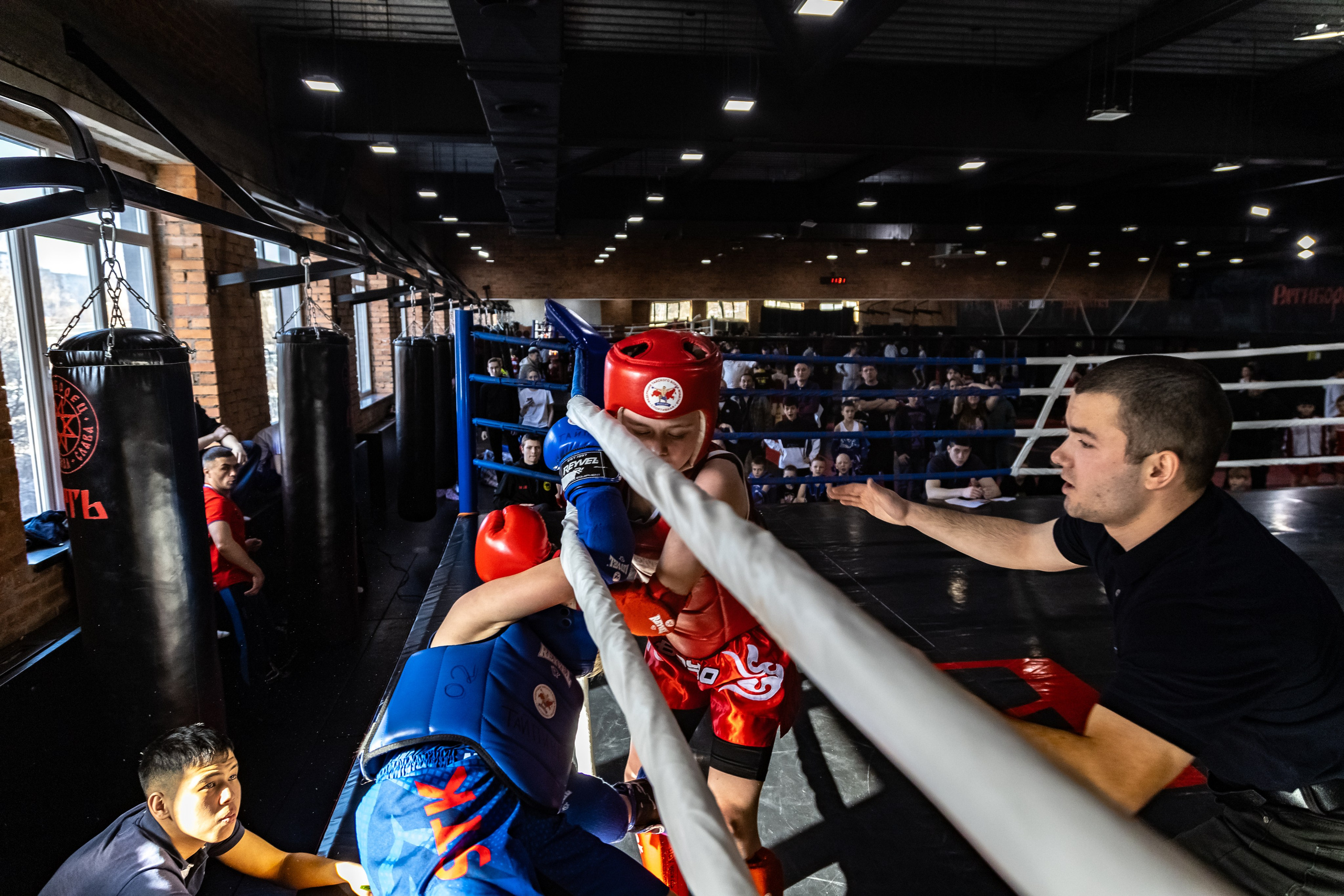 СК Ратиборец. Репортажный фотограф Екатеринбург | Яркий, качественный репортаж | Концерты, клубы, репортаж, праздники, корпоративы