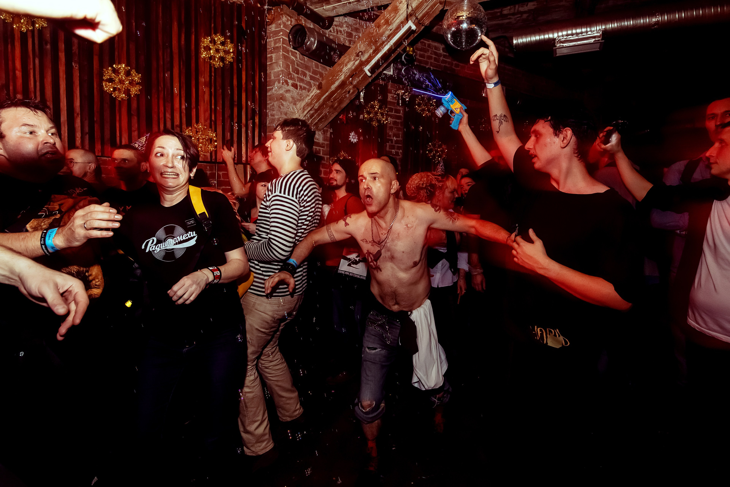 РАДИОПОМЕХИ. Фотограф Елена Богачева (lenalena_na_na_na)