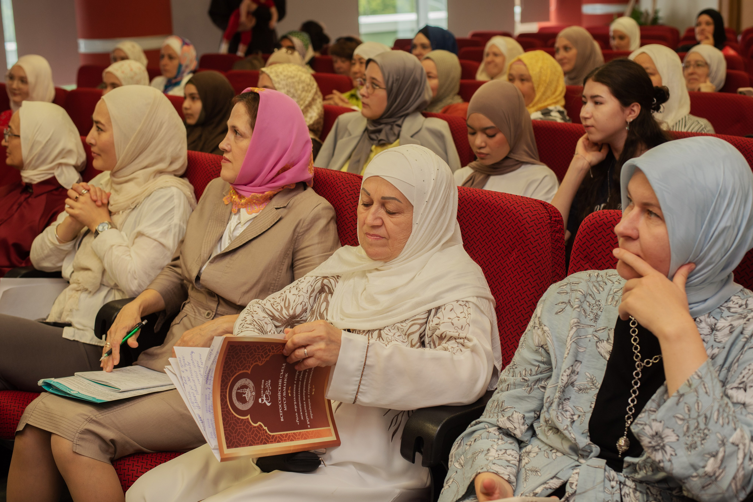 XIV Всероссийский съезд женских мусульманских организаций. Лина Курочка — ваш фотограф