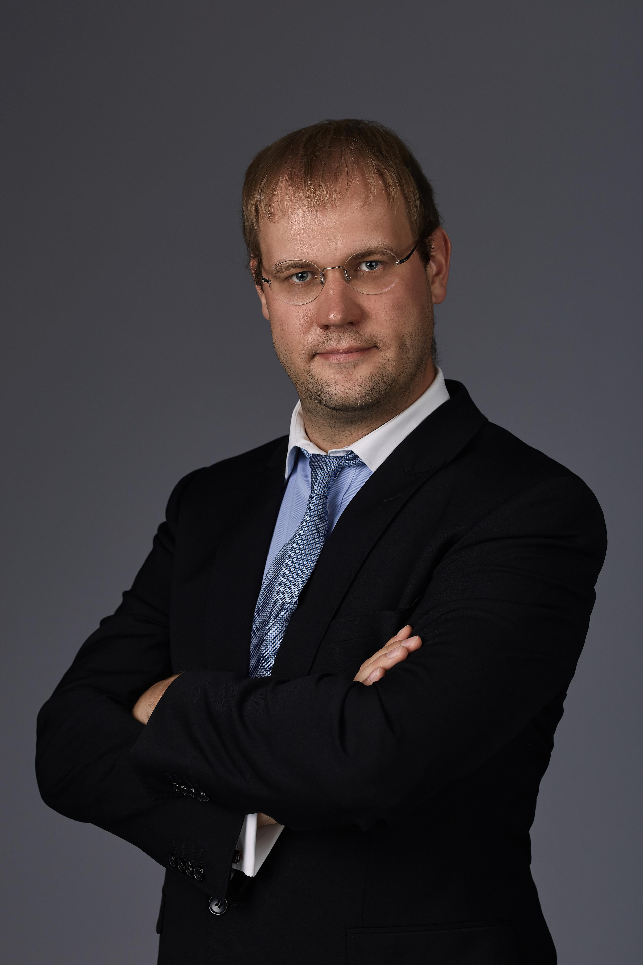 Деловая съемка в студии. Портретный фотограф в Санкт-Петербурге Анна Тукаева