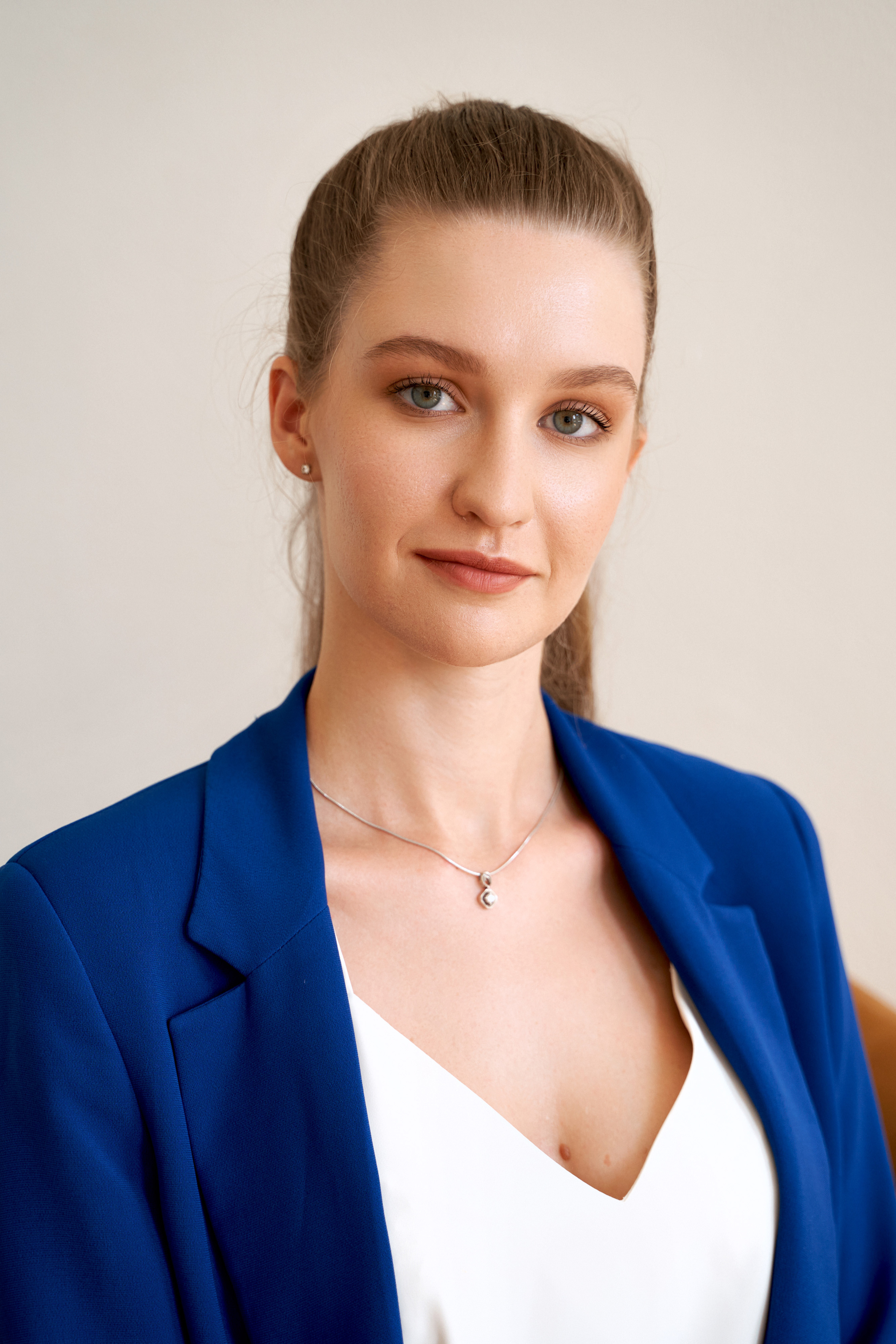 Репетитор по английскому языку. Портретный фотограф в Санкт-Петербурге Анна Тукаева