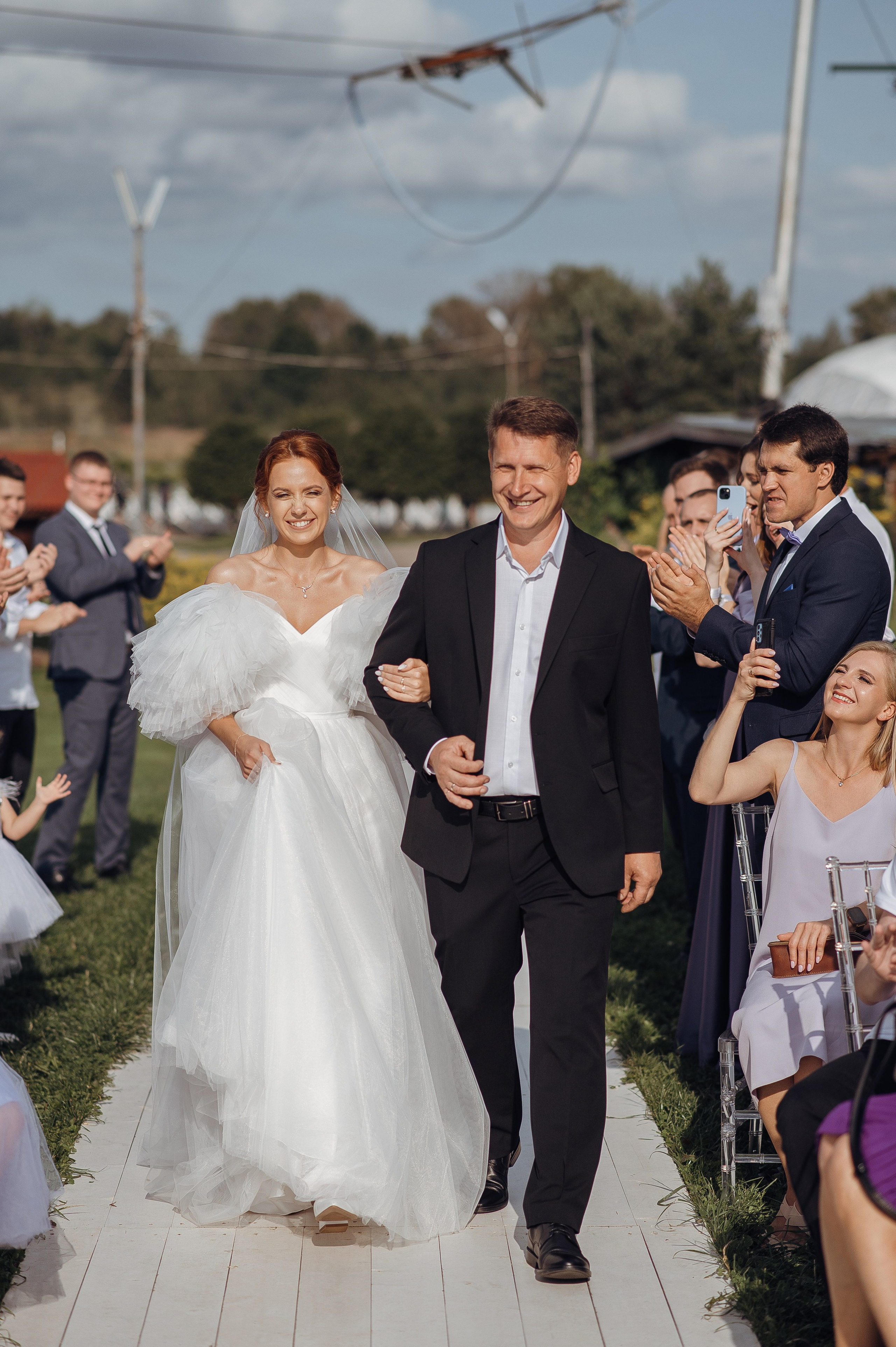 Семейный и дружелюбный свадебный день Людмилы и Сергея. Свадебный фотограф в Ярославле Денис Медоваров