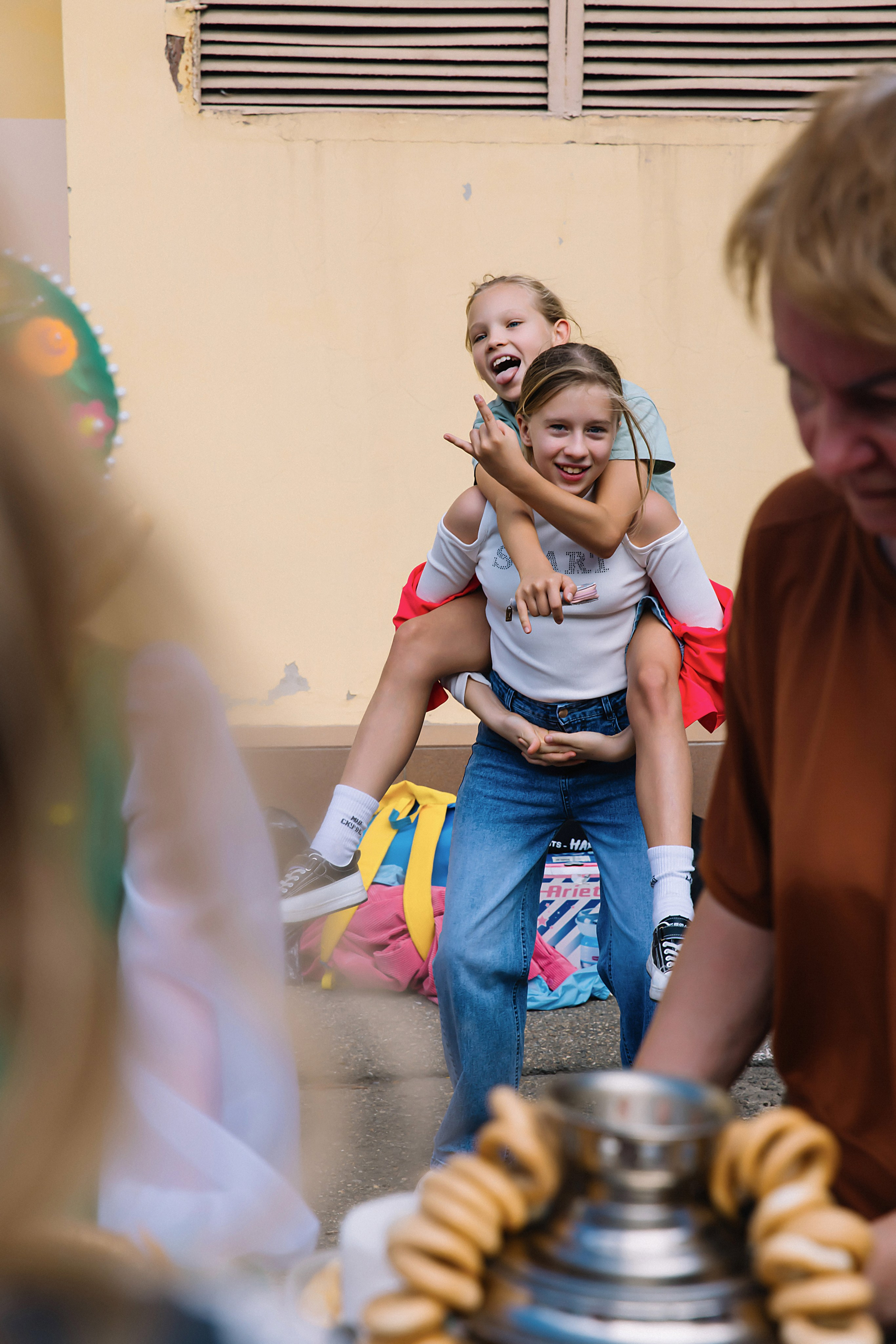 Школьная ярмарка Лицей№ 4. Фотограф и Видеограф в Краснодаре Юлия Солодченко