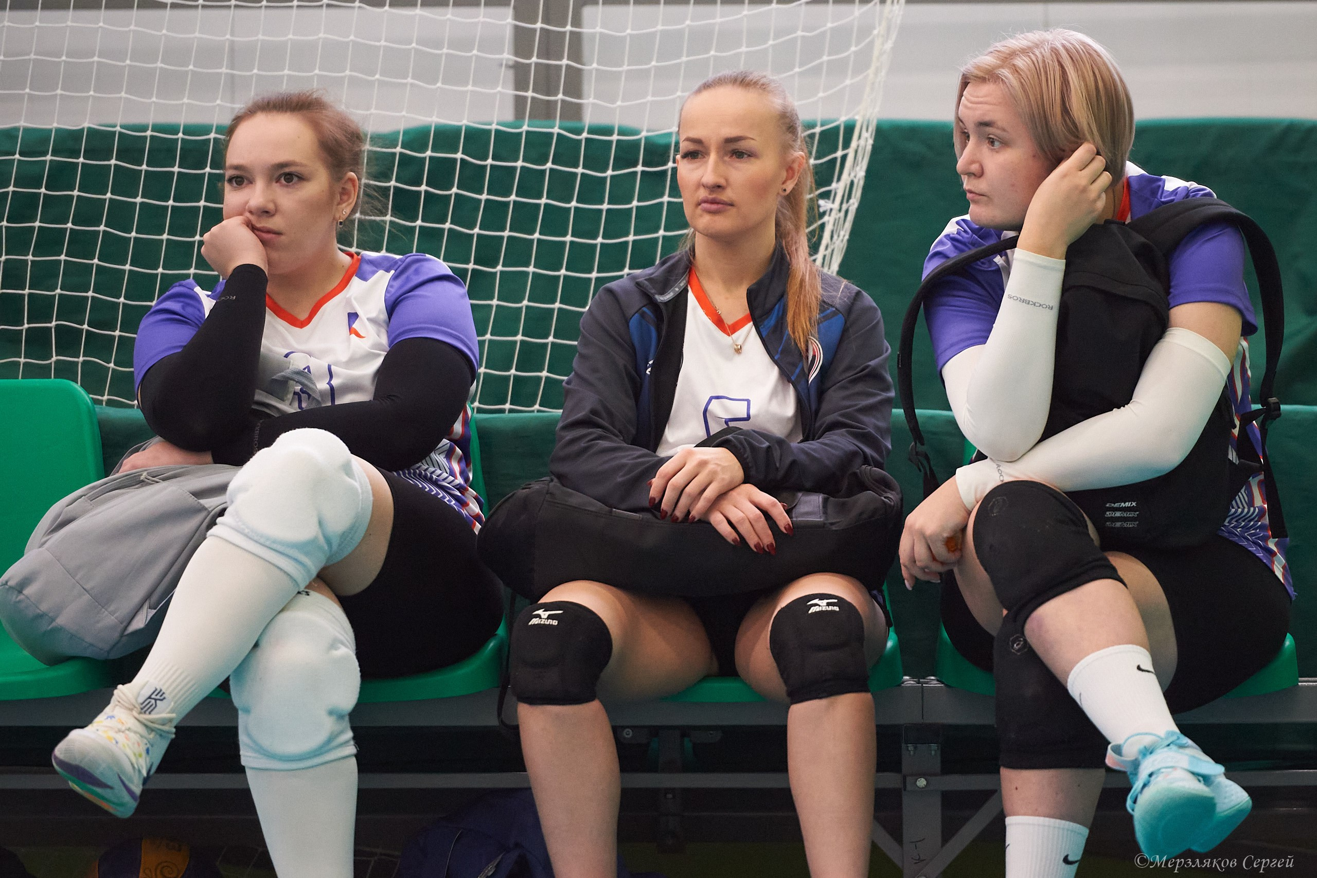 Новогодний волейбольный турнир. Ижевск. 16.12.23. Спортивный репортажный фотограф в Ижевске Сергей Мерзляков