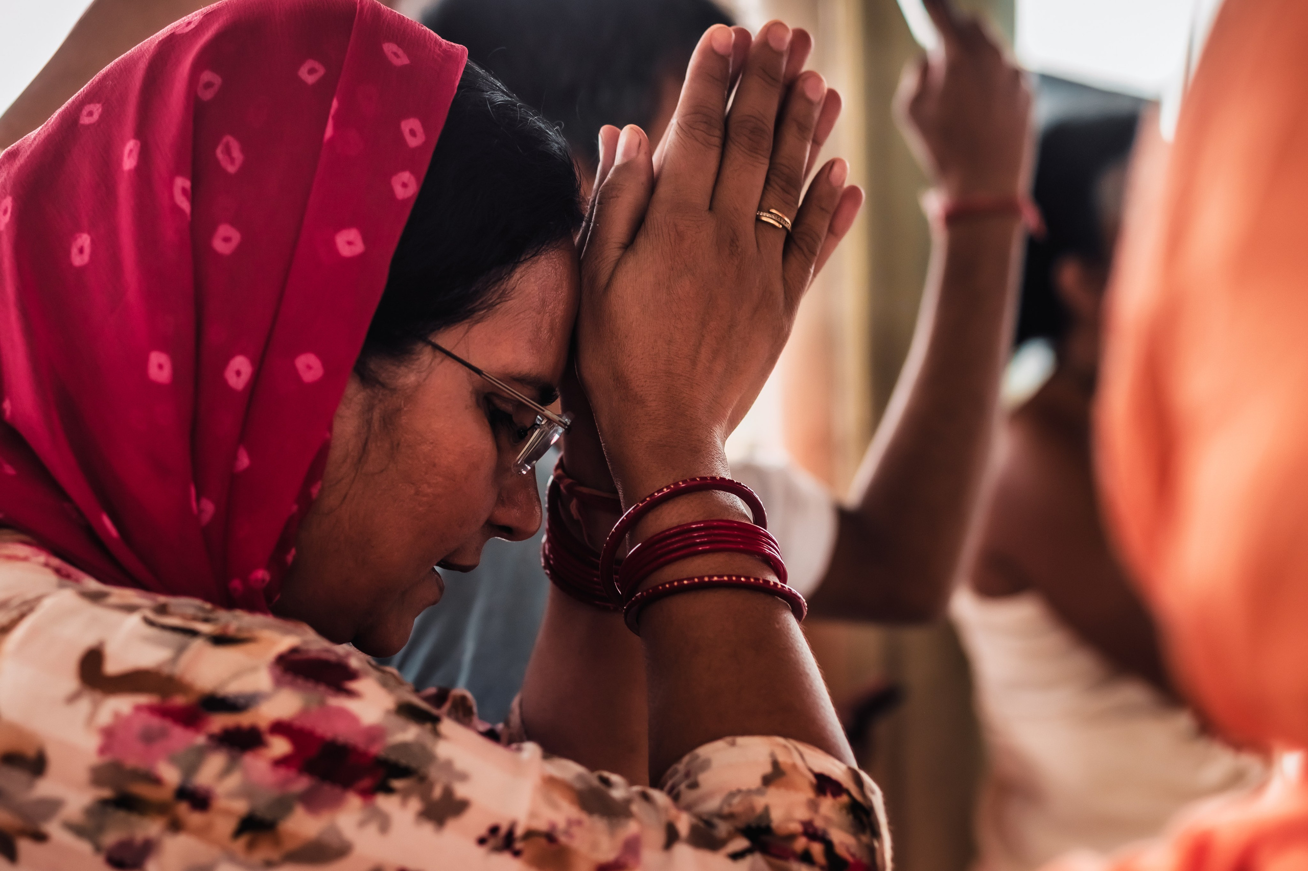 Abhisheka Devraha Baba on Sri Devdas ji maharaj bd. Mariam Bagdasaryan