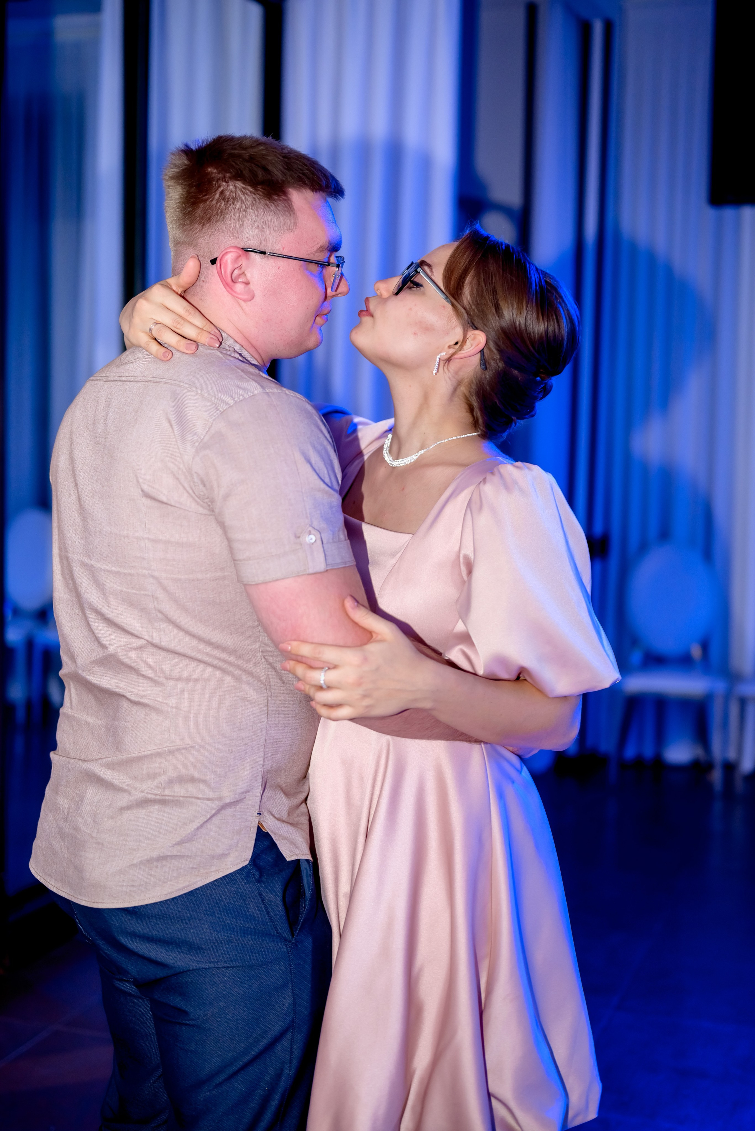 Банкетная часть (1). Юлия Басня семейный и свадебный фотограф в Донецке